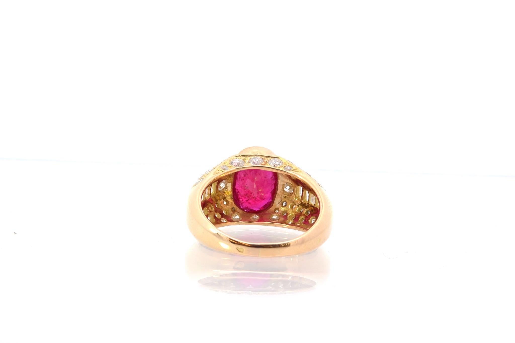 Women's or Men's Ruby and diamond bangle ring in 18k yellow gold For Sale