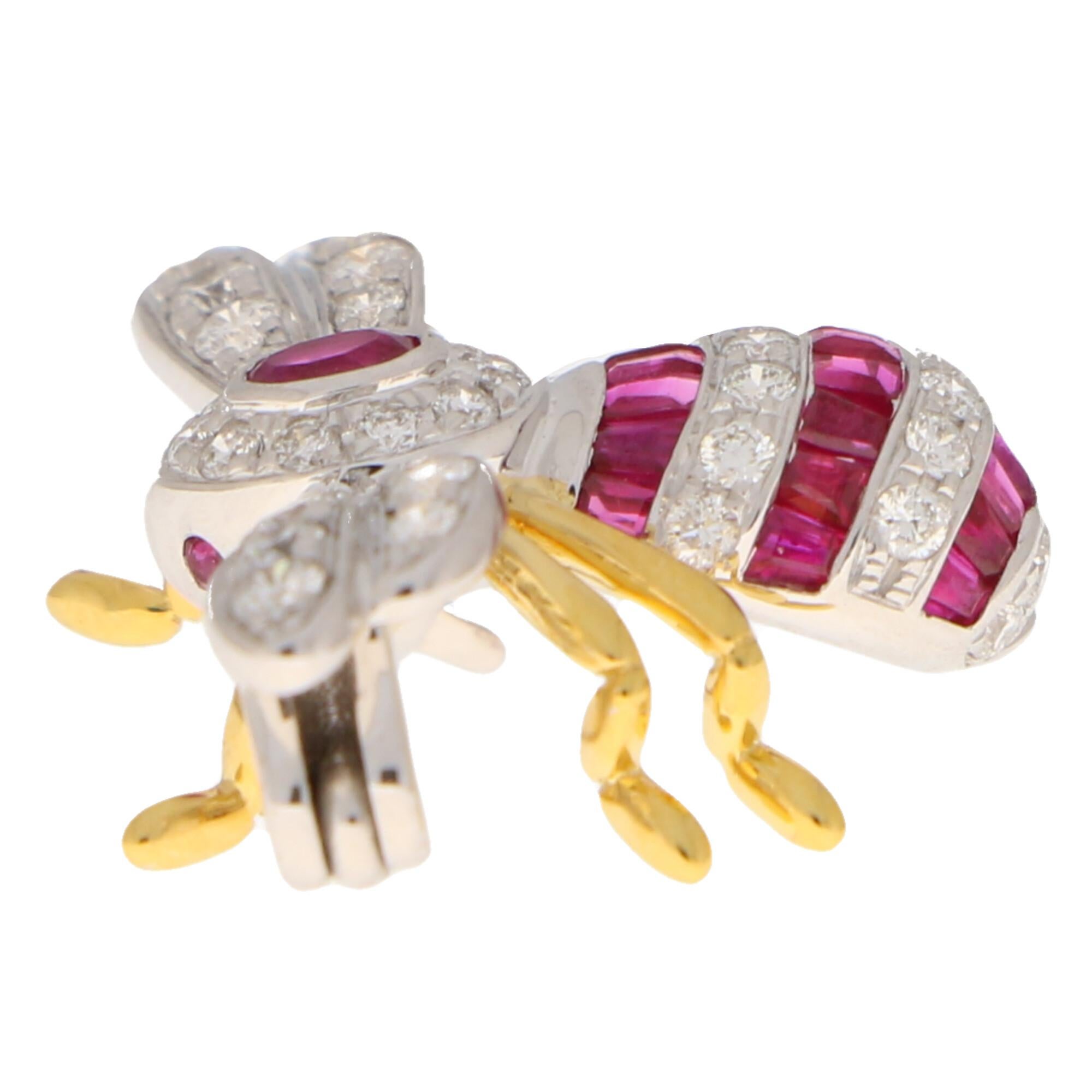 Round Cut Ruby and Diamond Bee Brooch Pin Set in 18k Yellow and White Gold For Sale