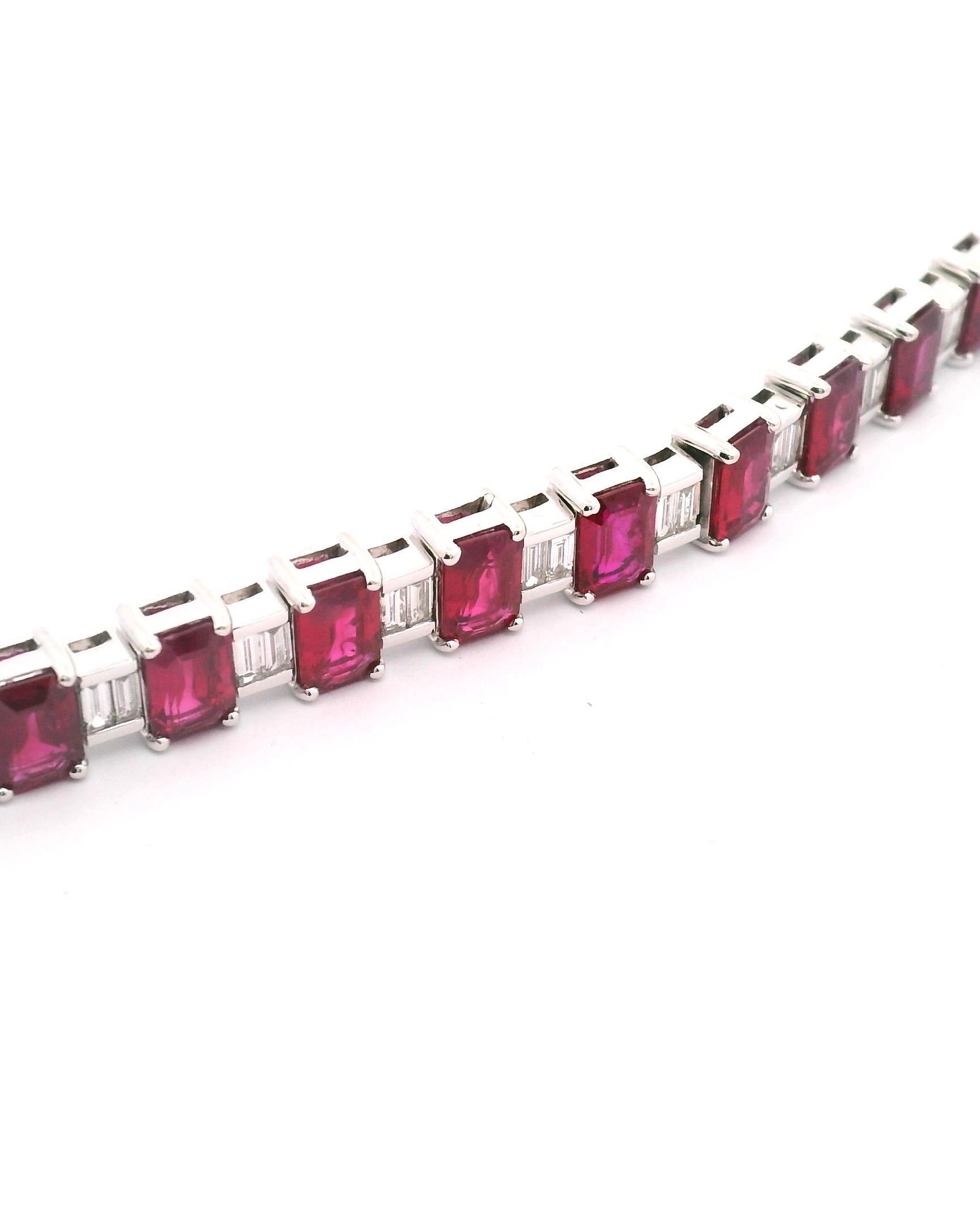 Ruby And Diamond Bracelet In Good Condition For Sale In Sausalito, CA
