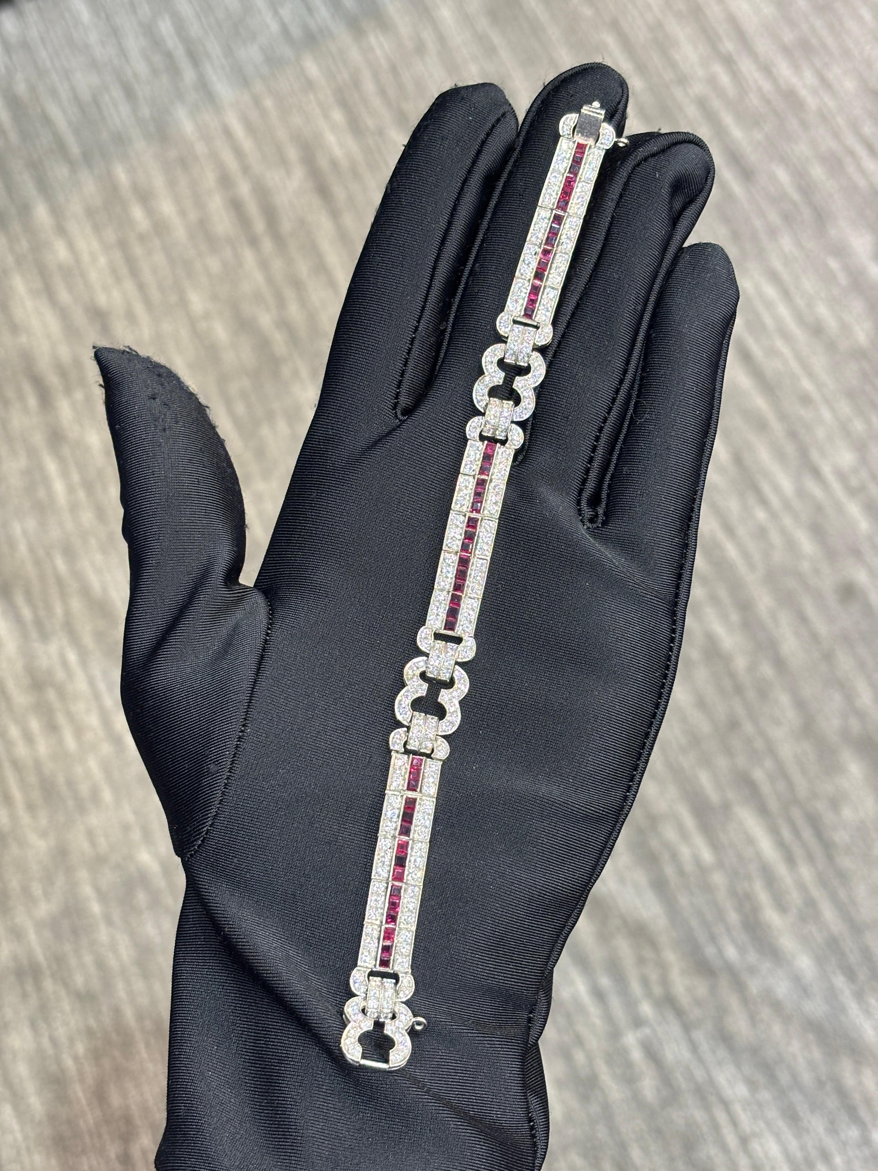Pulsera de rubíes y diamantes Corte mixto en venta