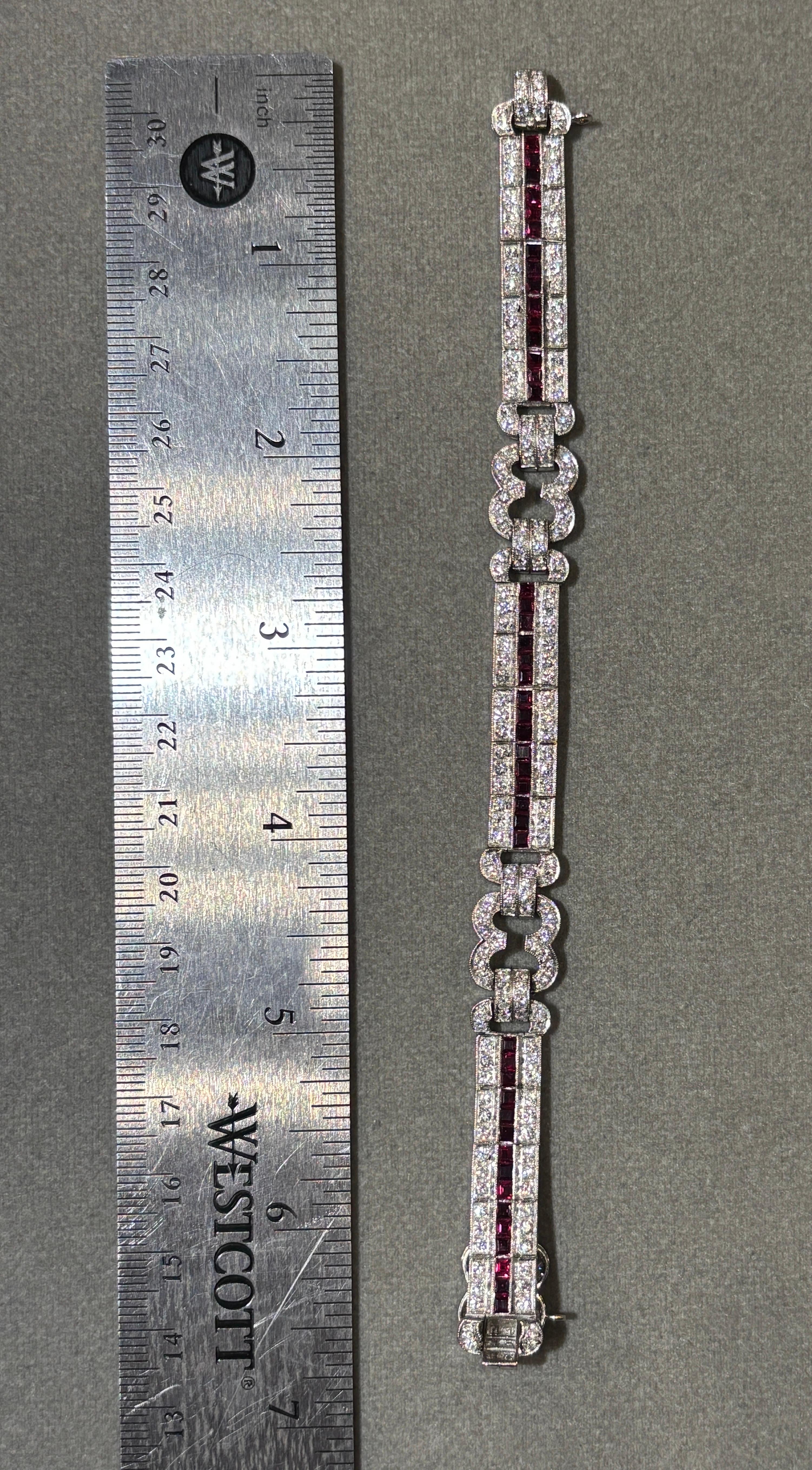 Pulsera de rubíes y diamantes en Excelente estado para la venta en New York, NY