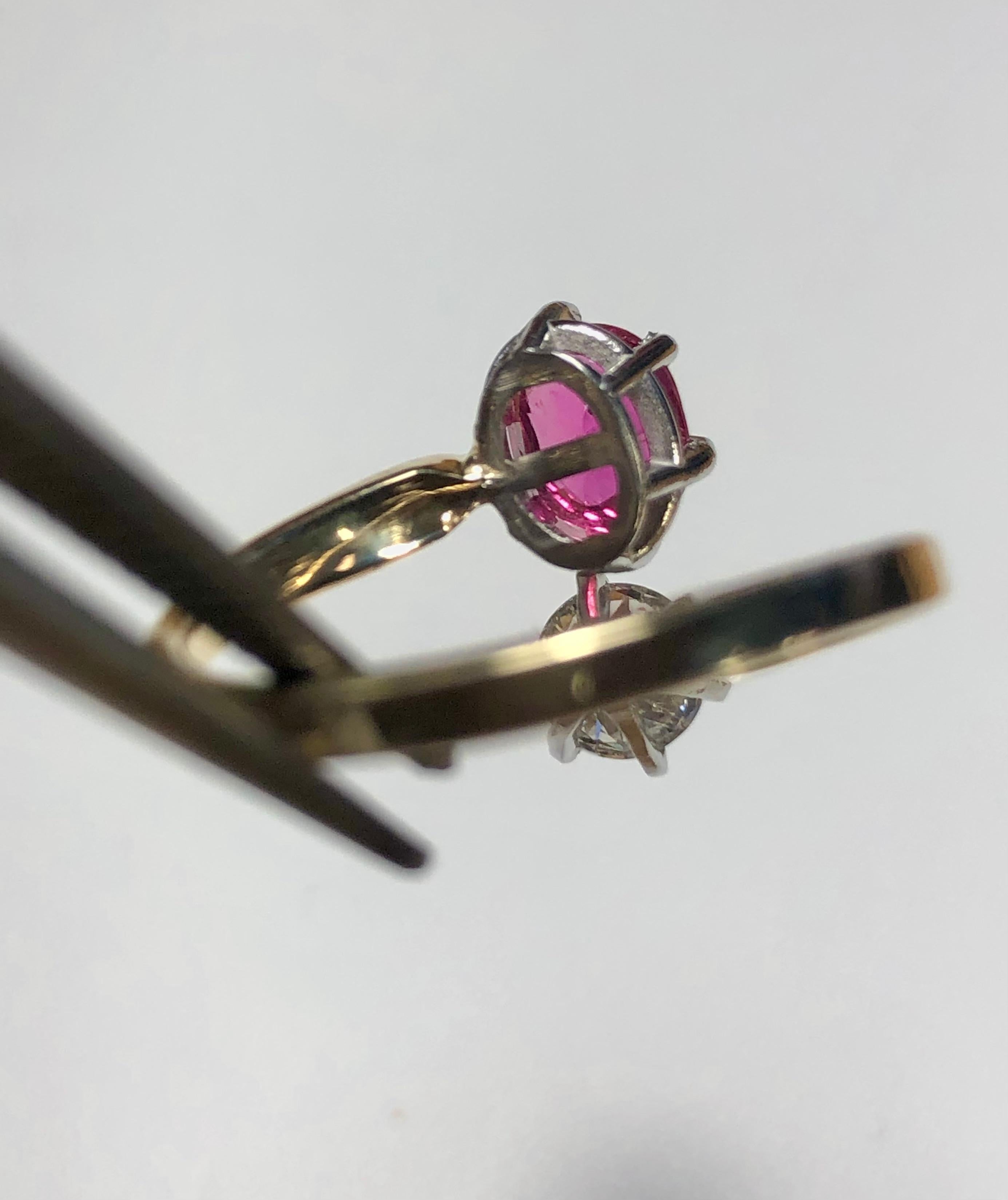 Bague de fiançailles bypass en rubis et diamants en vente 11