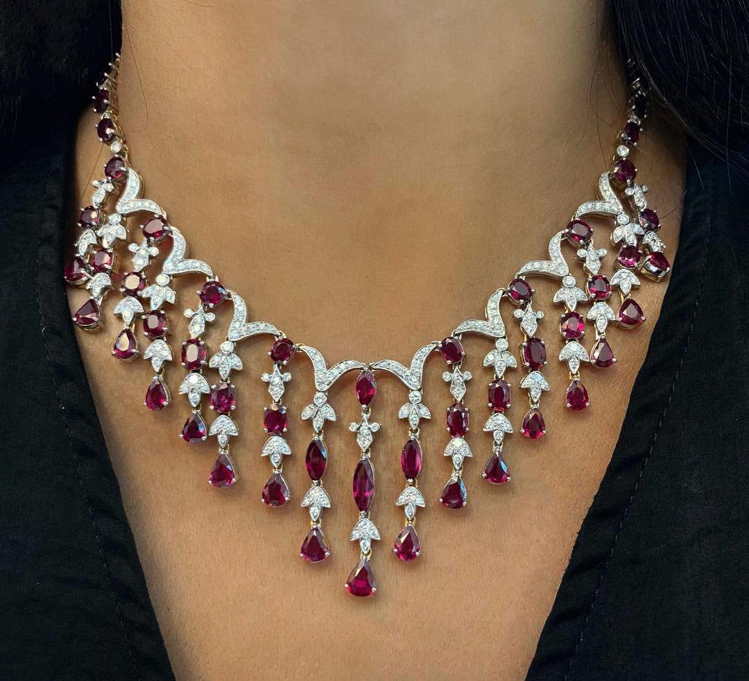 Ruby and Diamond Cascade Necklace and Earring Set In Excellent Condition For Sale In London, GB