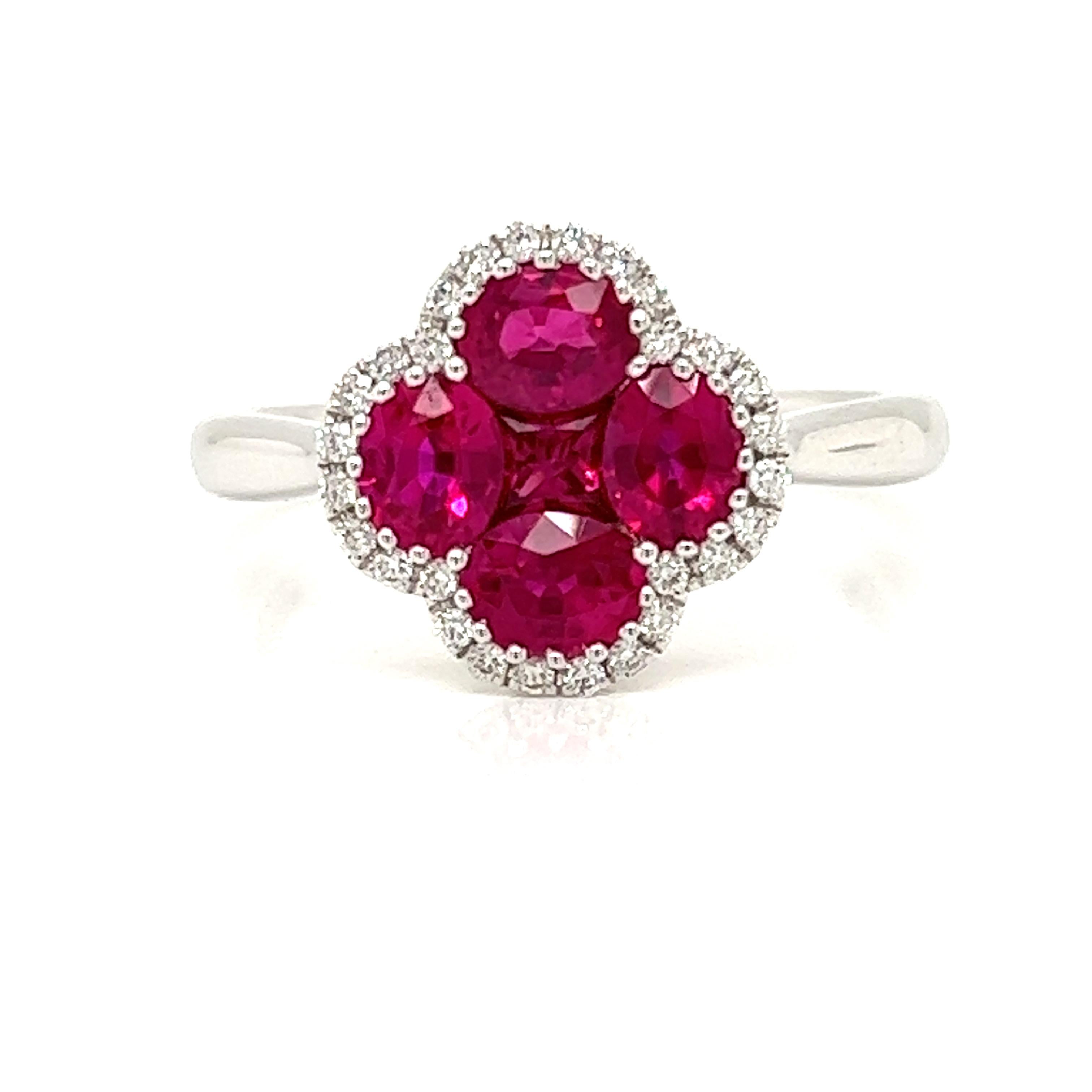 Klee-Ring mit Rubin und Diamant (Moderne)
