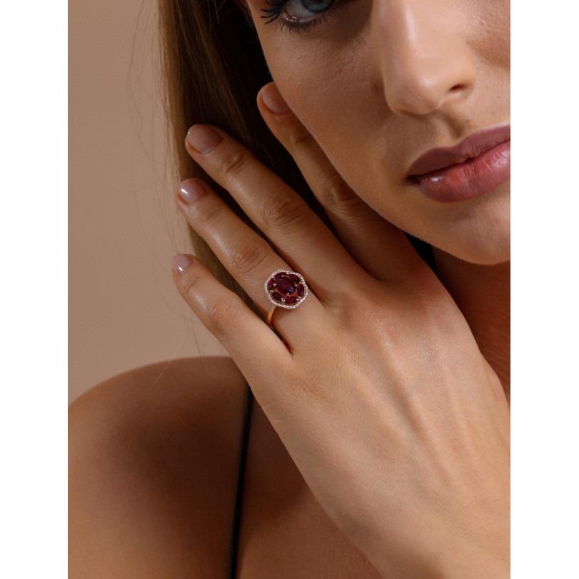 Ruby and Diamond Cluster 2.98ct Ring For Sale 2