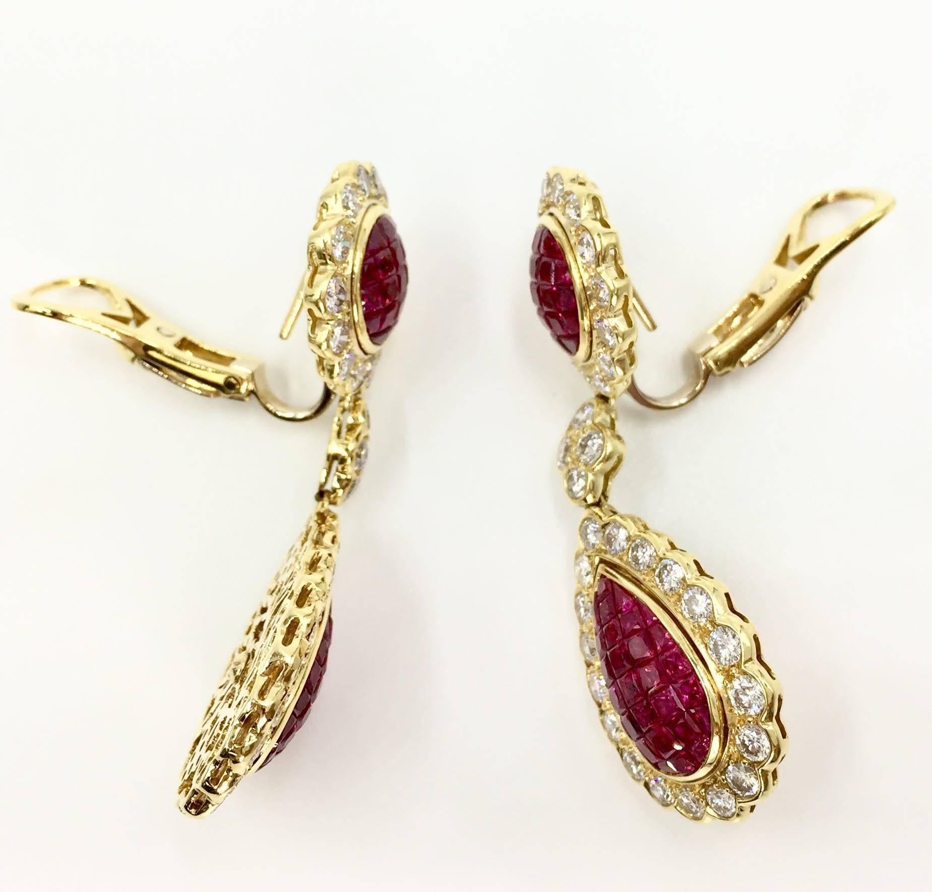 Ruby and Diamond Drop 18 Karat Yellow Gold Earrings   For Sale 1