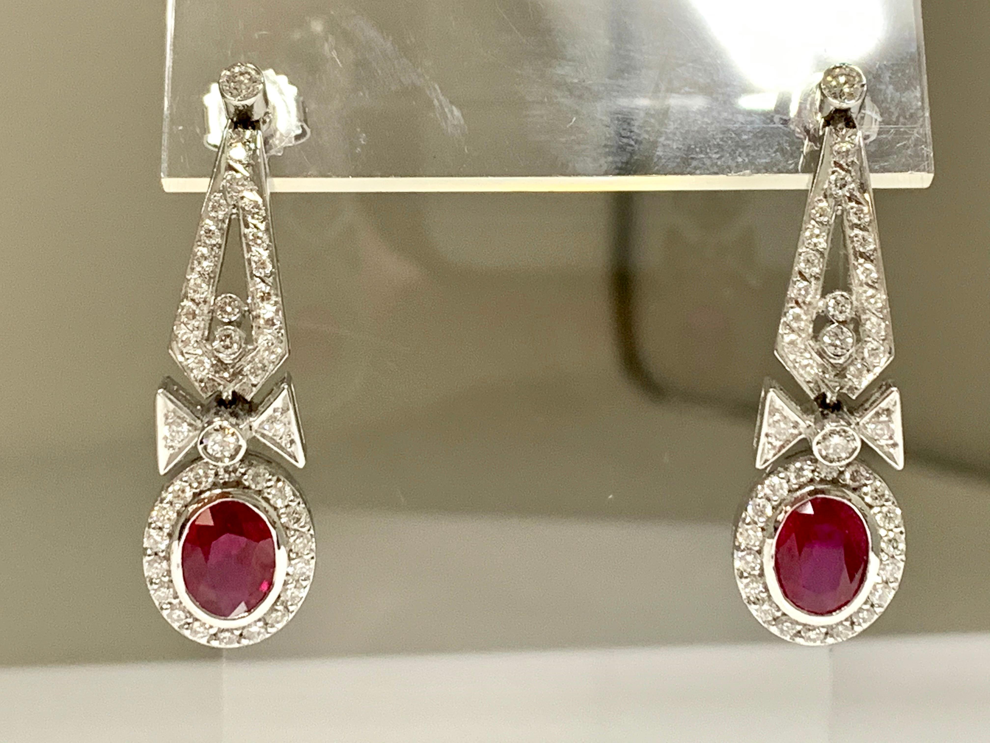 Ruby and Diamond Drop Earrings in 18 Karat White Gold In New Condition For Sale In New York, NY