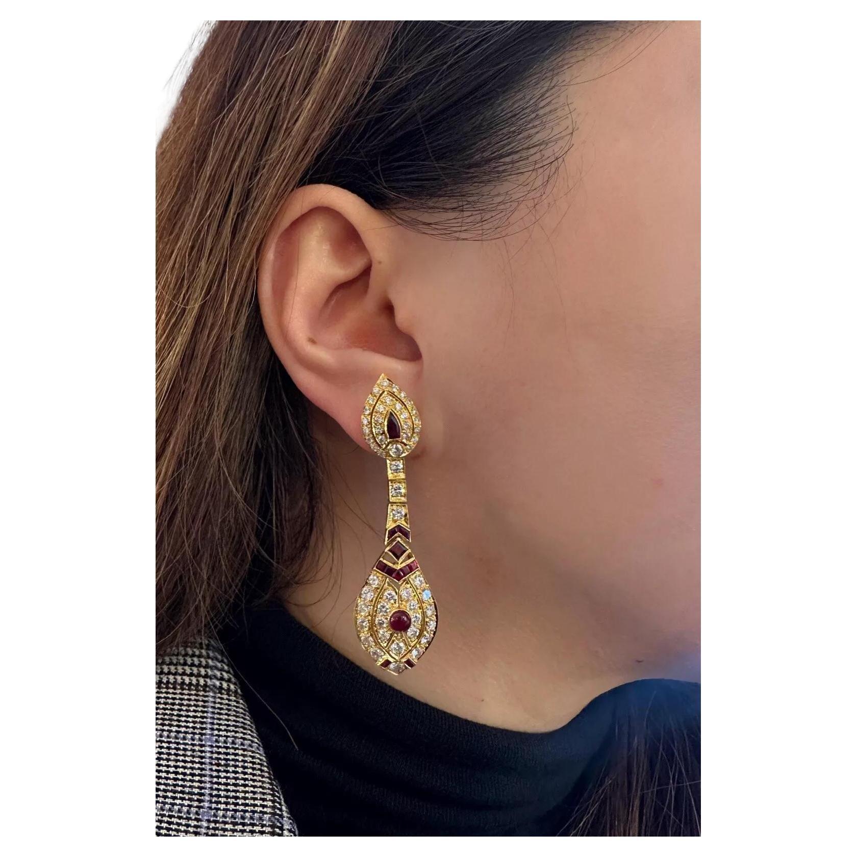 Pendientes de Gota de Rubí y Diamante en Oro Amarillo de 18k