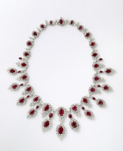 Collier à gouttes en rubis et diamants
