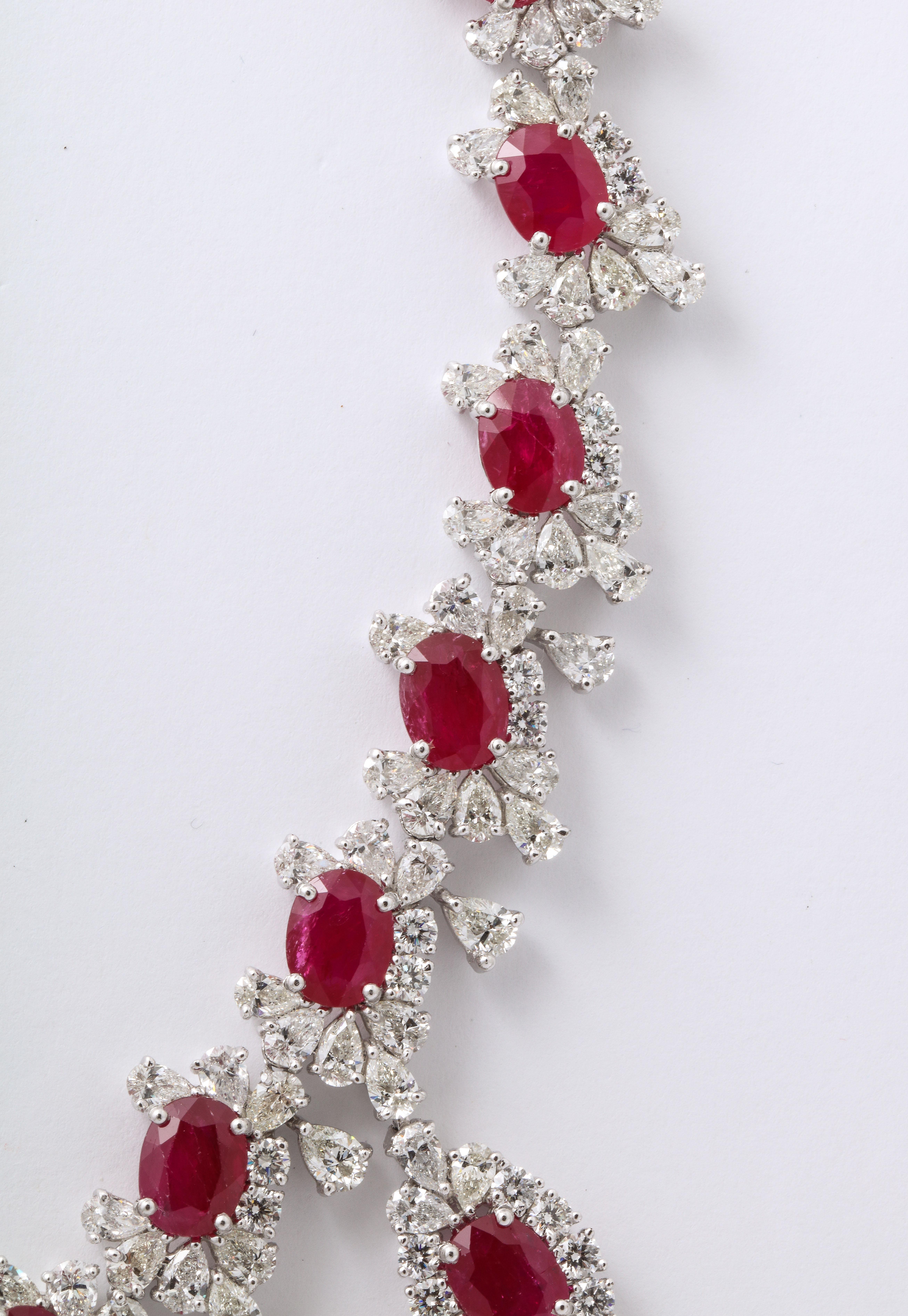 Ruby and Diamond Drop Necklace In New Condition For Sale In New York, NY