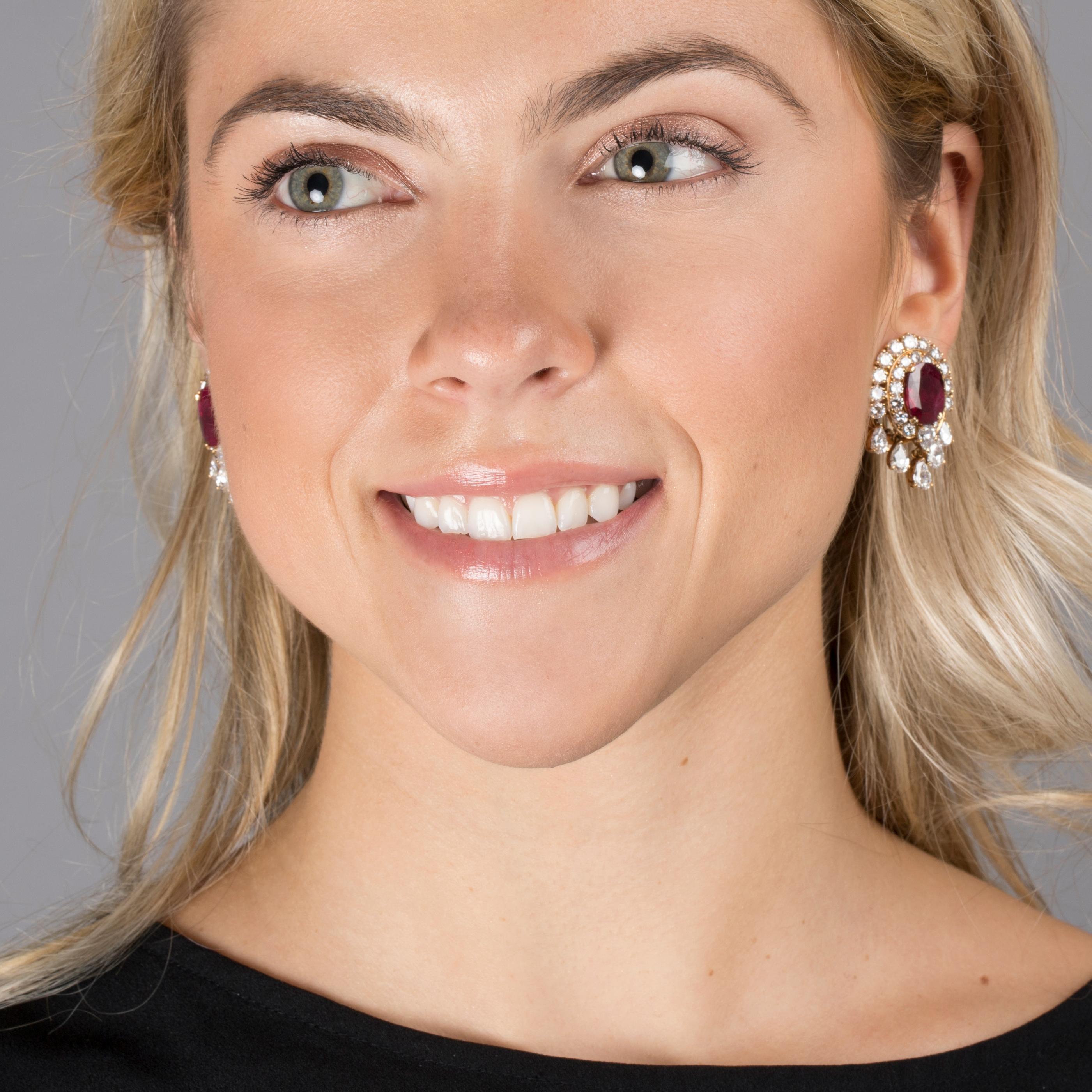Rubin- und Diamant-Ohrring (Ovalschliff)
