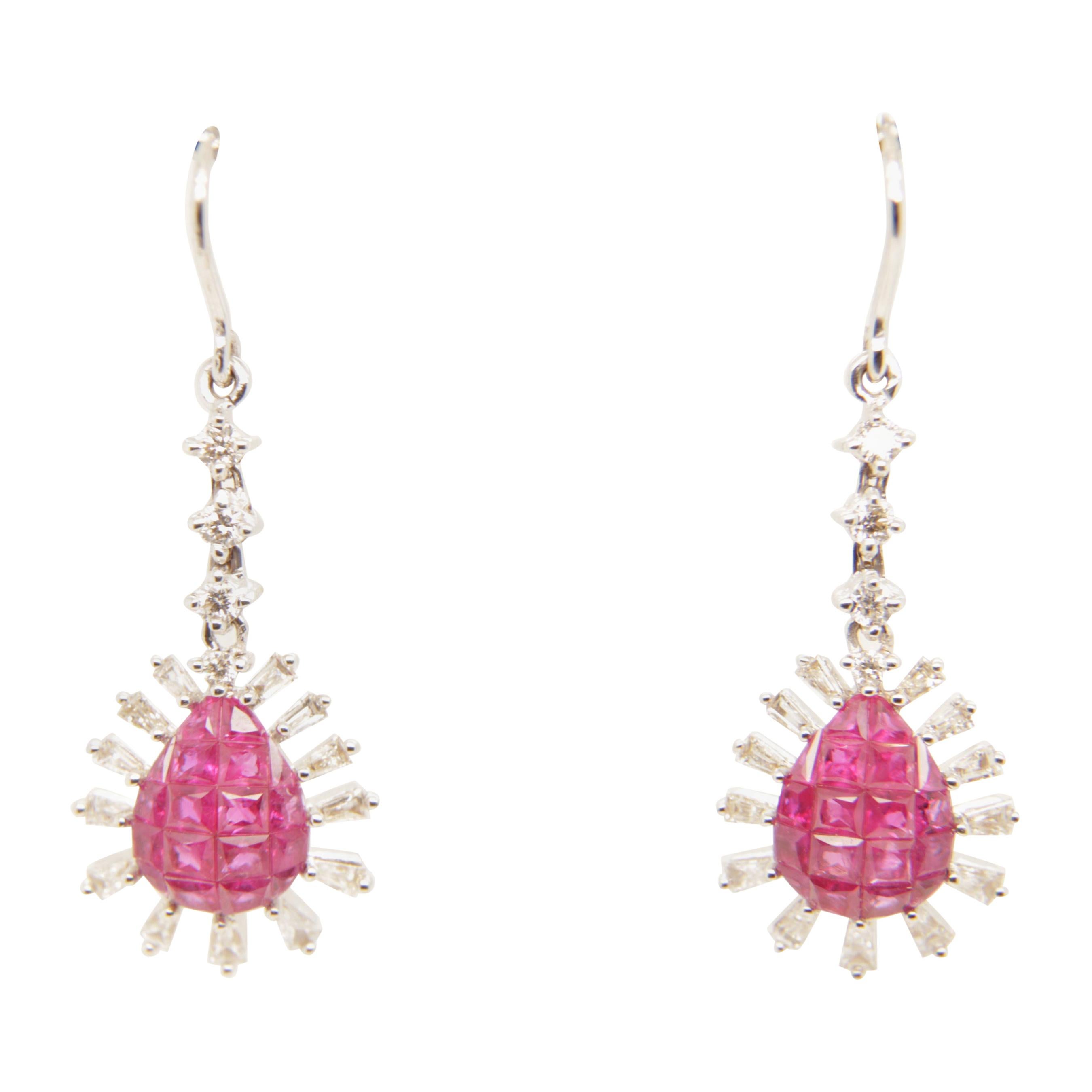 Boucles d'oreilles en or 18 carats avec rubis et diamants