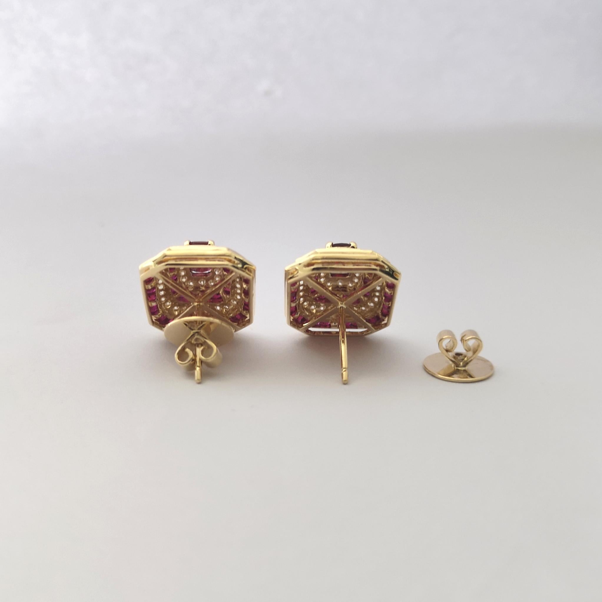 Boucles d'oreilles rubis et diamants en or 18 carats en vente 1