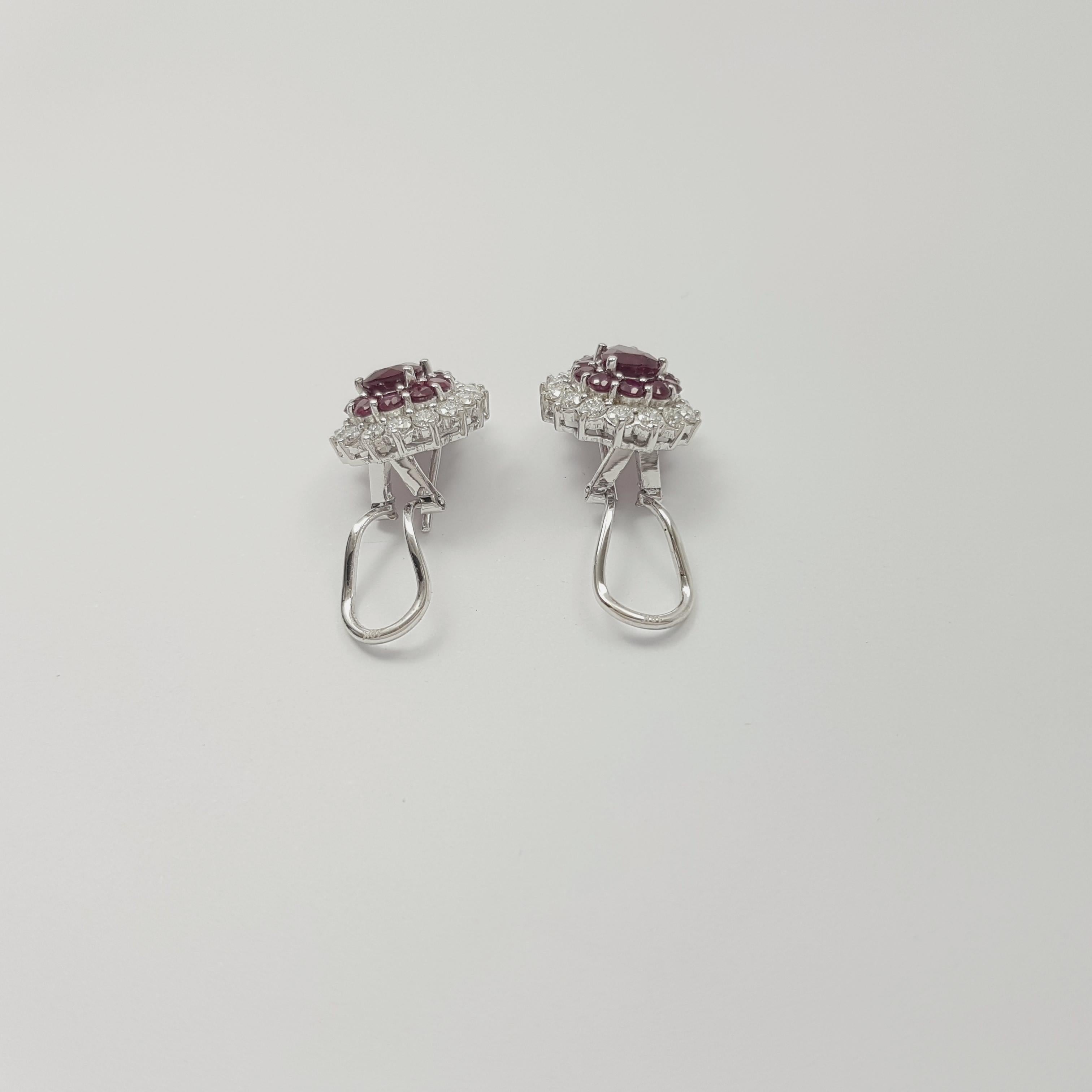 Ruby and Diamond Earrings set in 18K White Gold Settings in vendita 4