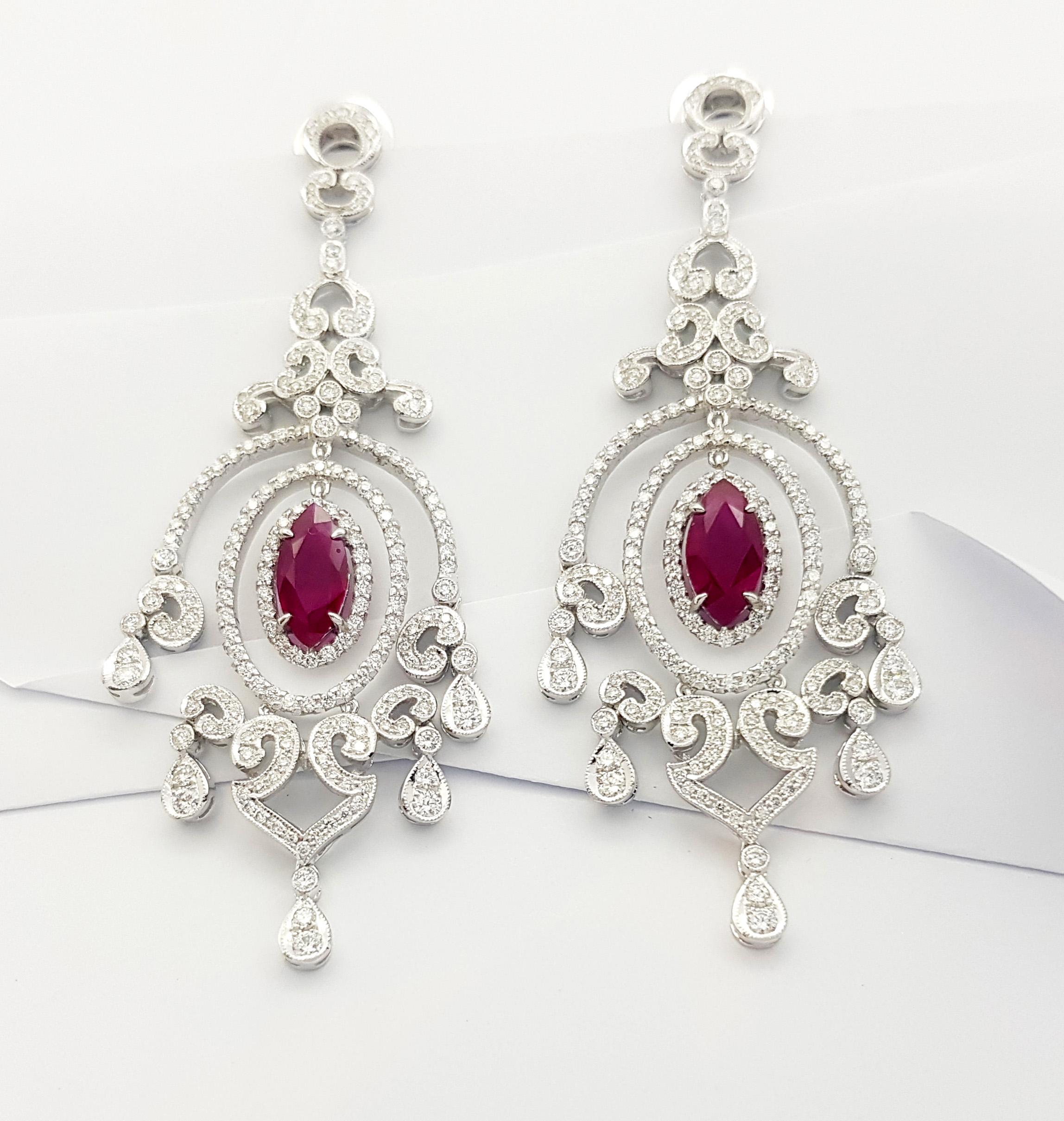 Ruby and Diamond Earrings set in 18K White Gold Settings In New Condition For Sale In Bangkok, TH