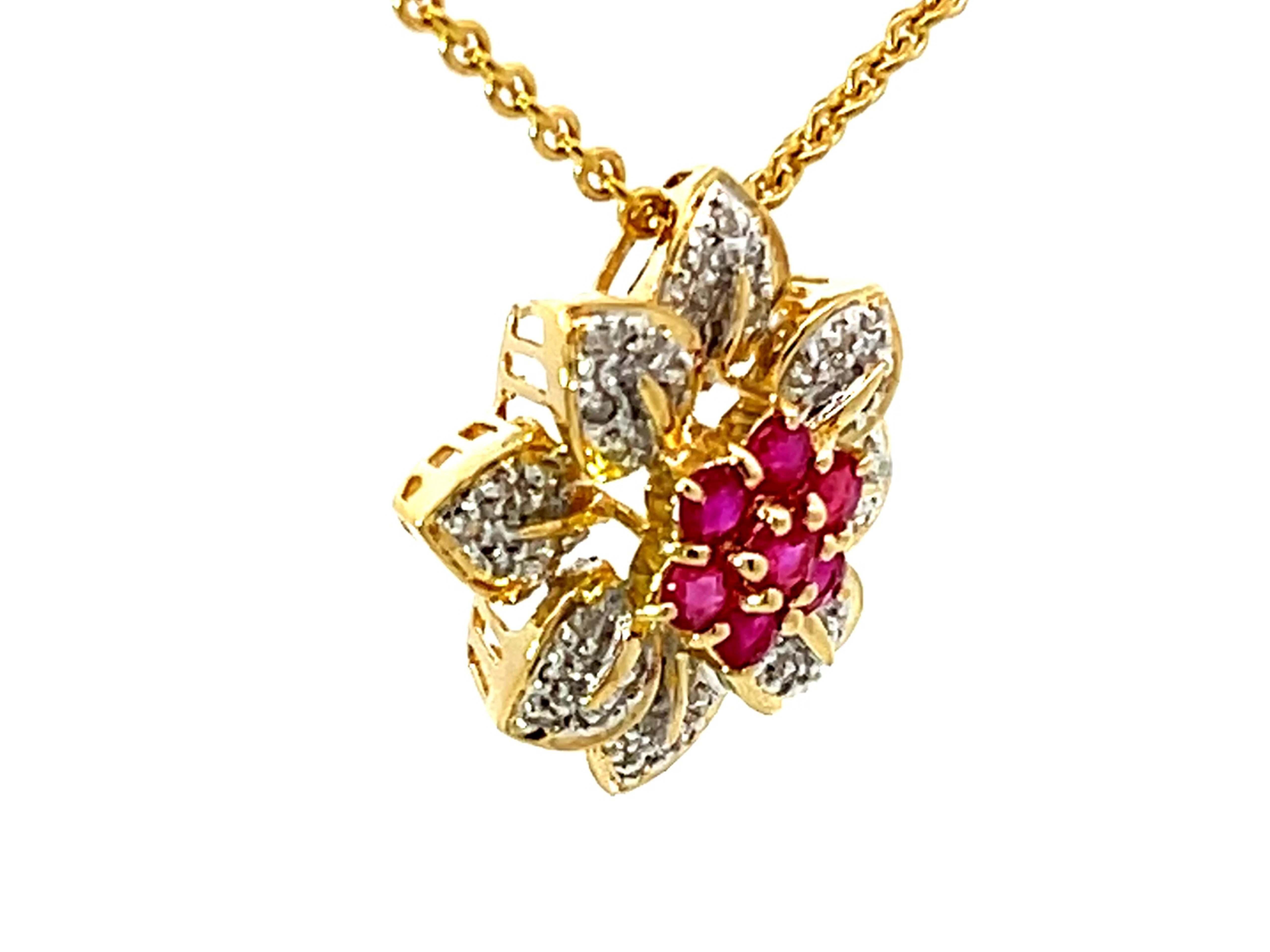 Modern Ruby and Diamond Flower Necklace Solid 18k Yellow Gold For Sale