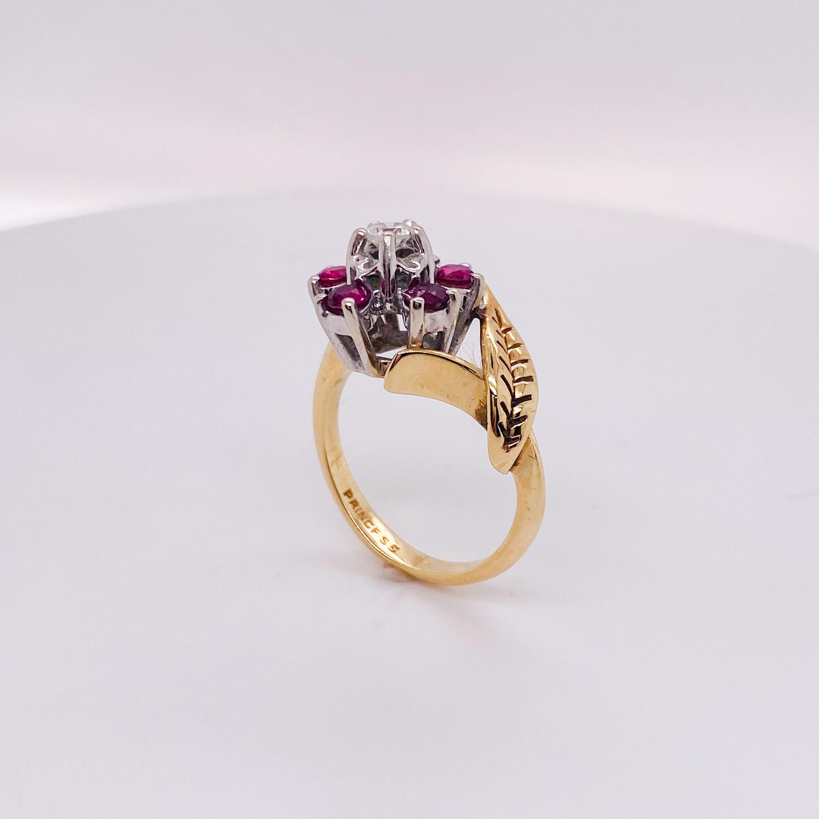 Rubin- und Diamant-Blumenring aus 14k Gold, florale durchbrochene Blattasymmetrie (LV) (Romantik) im Angebot
