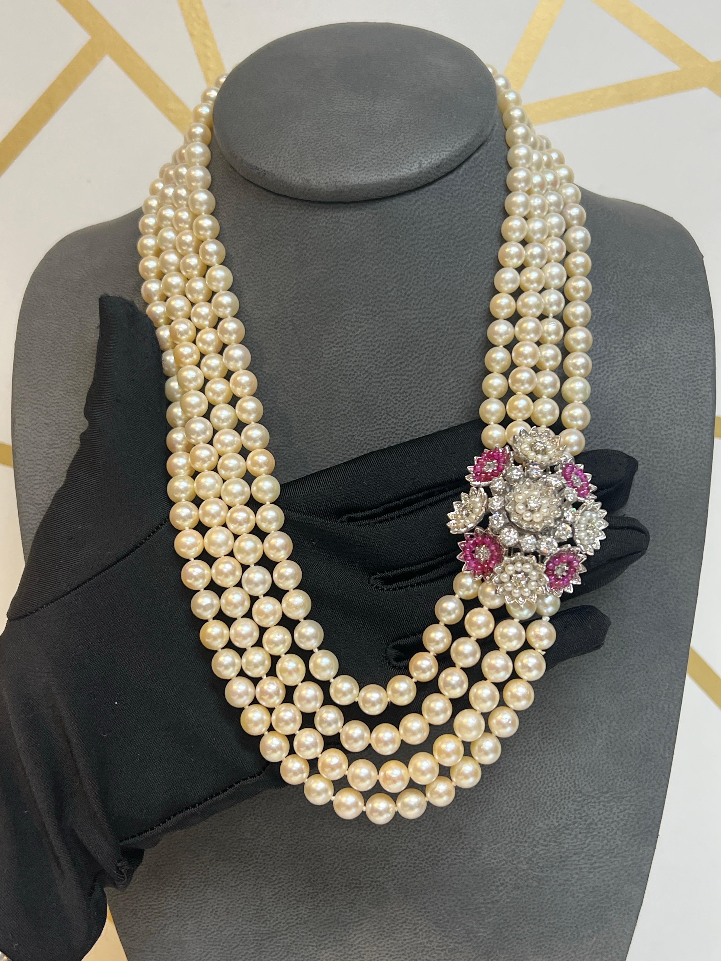 Collana di perle a quattro fili con rubini e diamanti In condizioni ottime in vendita a New York, NY