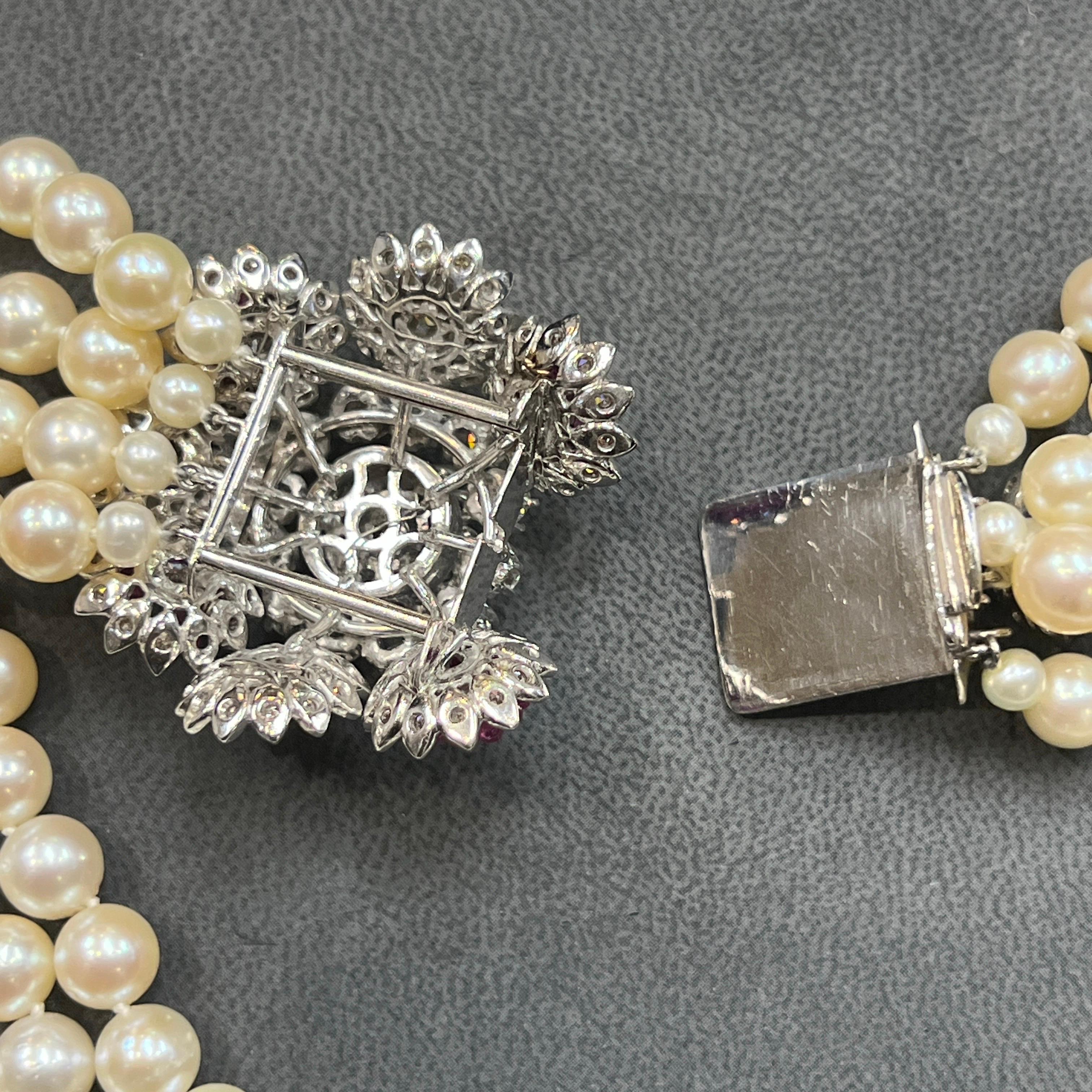 Collana di perle a quattro fili con rubini e diamanti in vendita 4