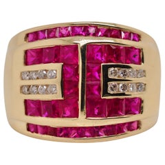 Antique Ruby and Diamond Geometric Yellow Gold Cocktail Ring