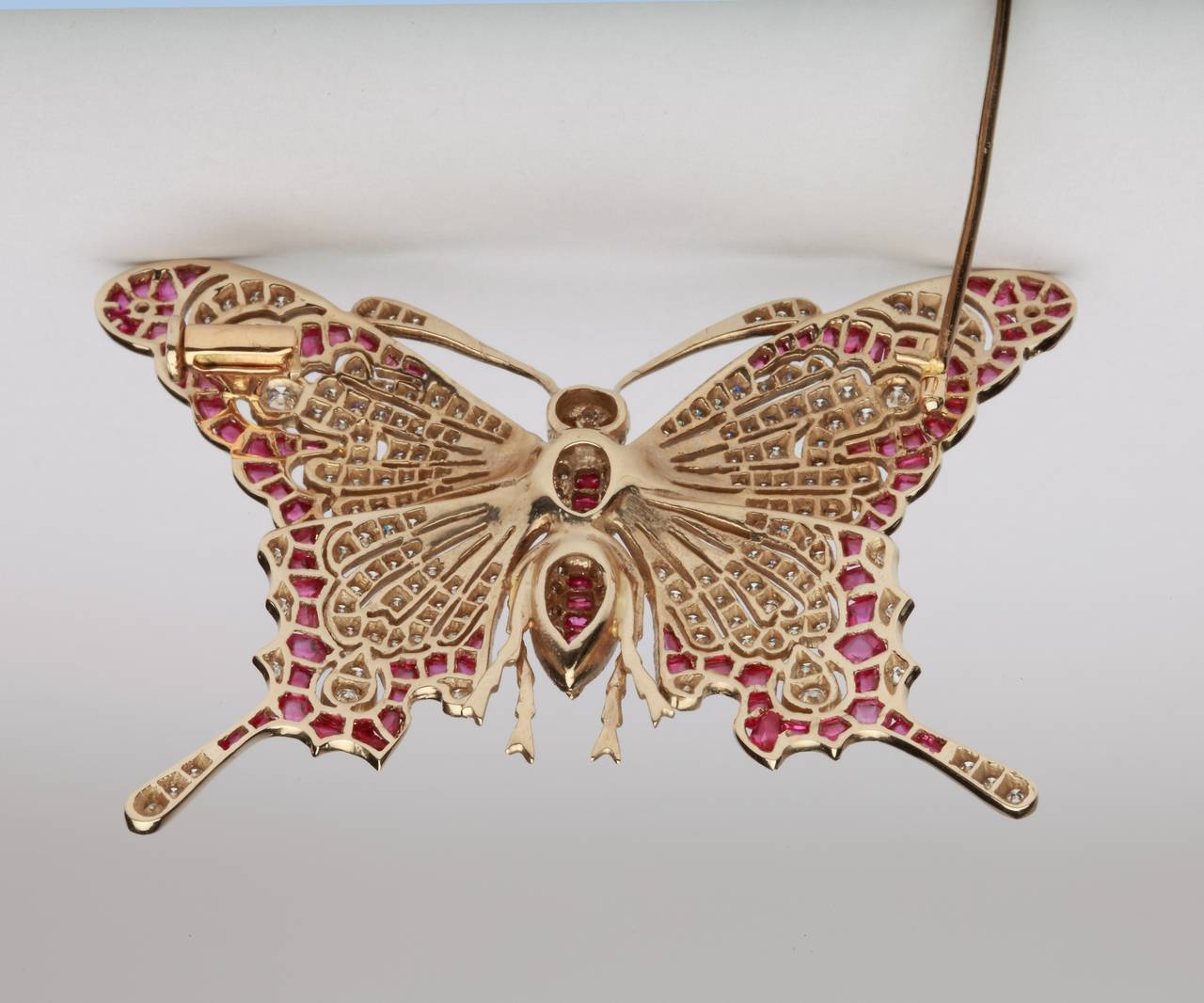 Brilliant Cut Ruby and Diamond Gold Butterfly Brooch For Sale