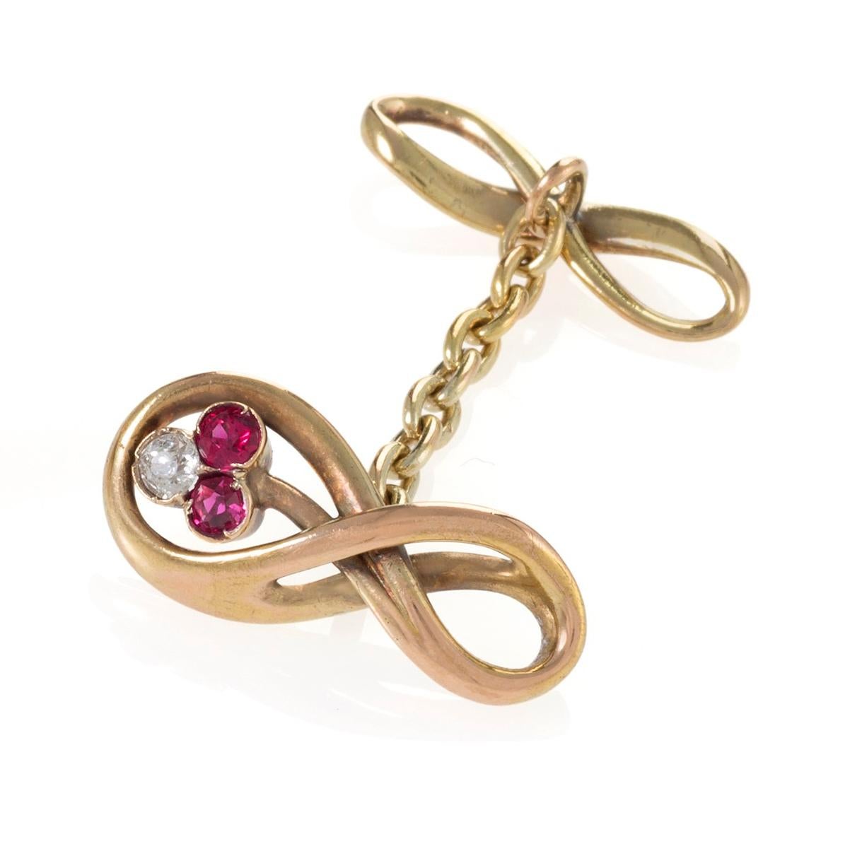 Taille ronde Boutons de manchette Infinity en or, rubis et diamants en vente