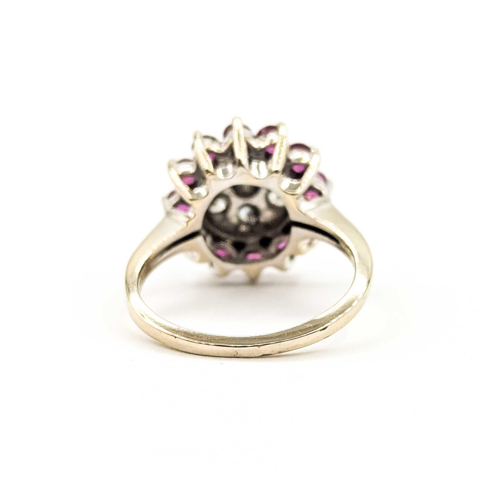 Rubin- und Diamantring aus der Mitte des Jahrhunderts aus 14k Weißgold im Angebot 5