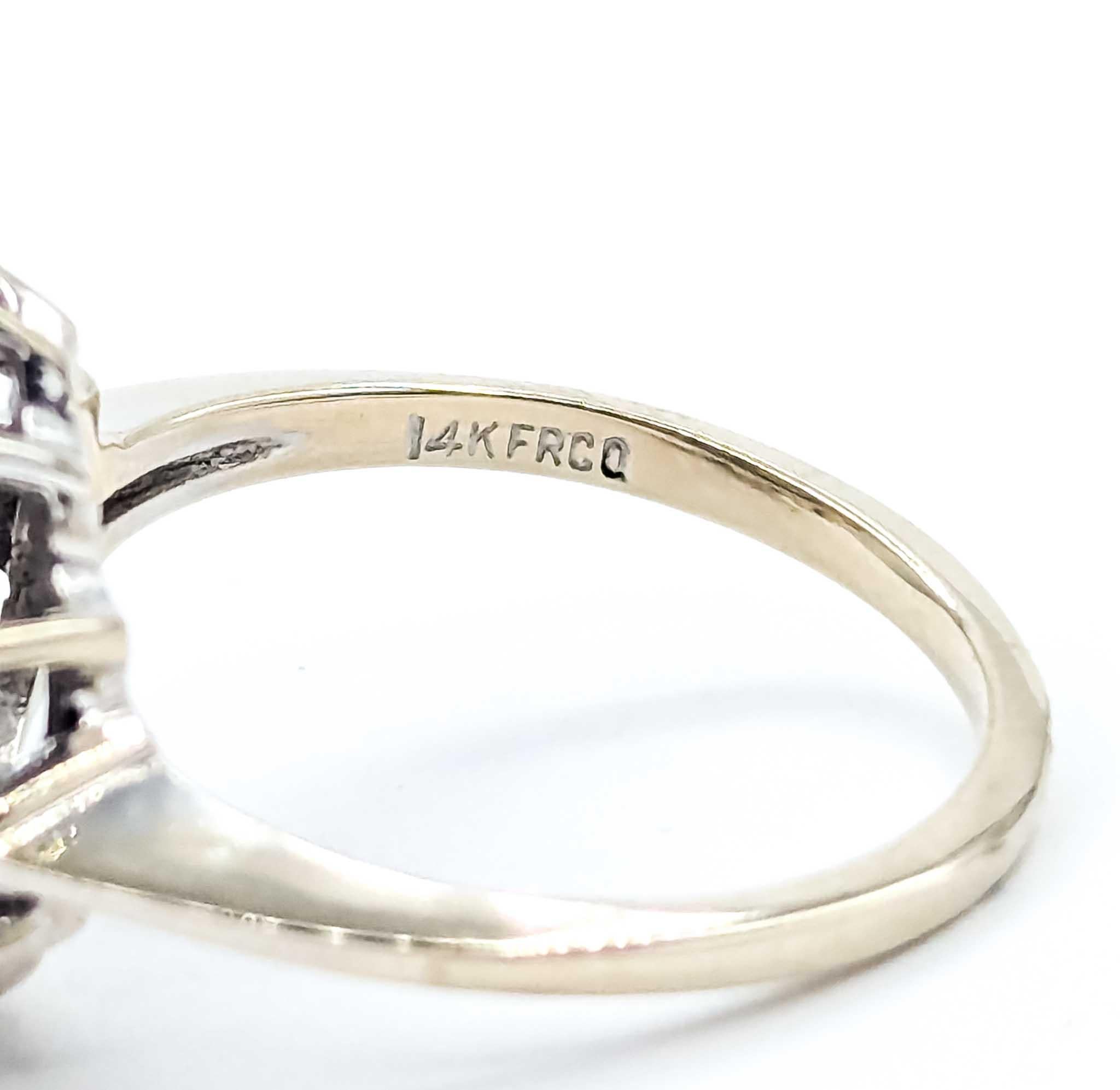 Rubin- und Diamantring aus der Mitte des Jahrhunderts aus 14k Weißgold im Angebot 3