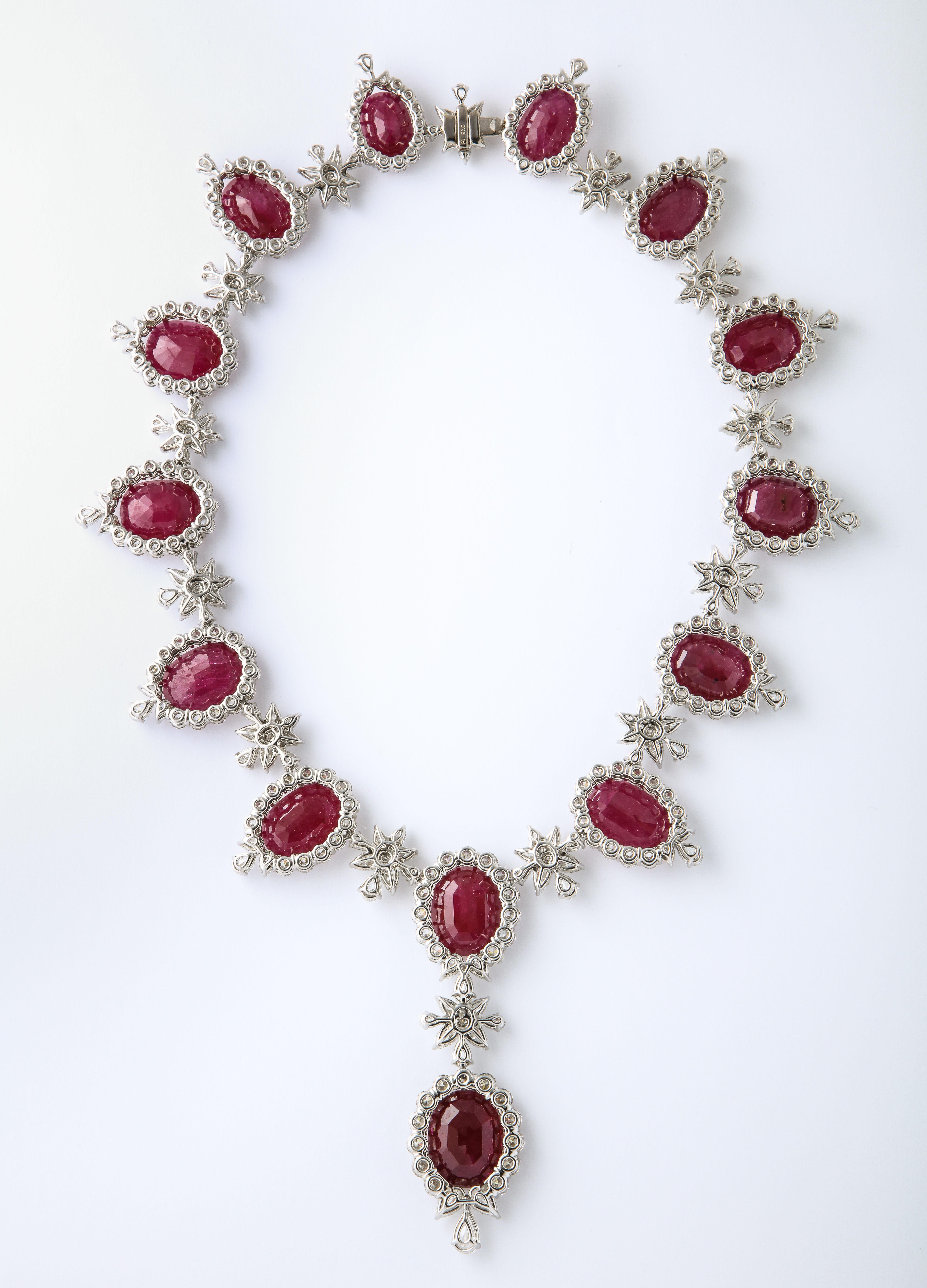 Collier de rubis et de diamants Neuf - En vente à New York, NY