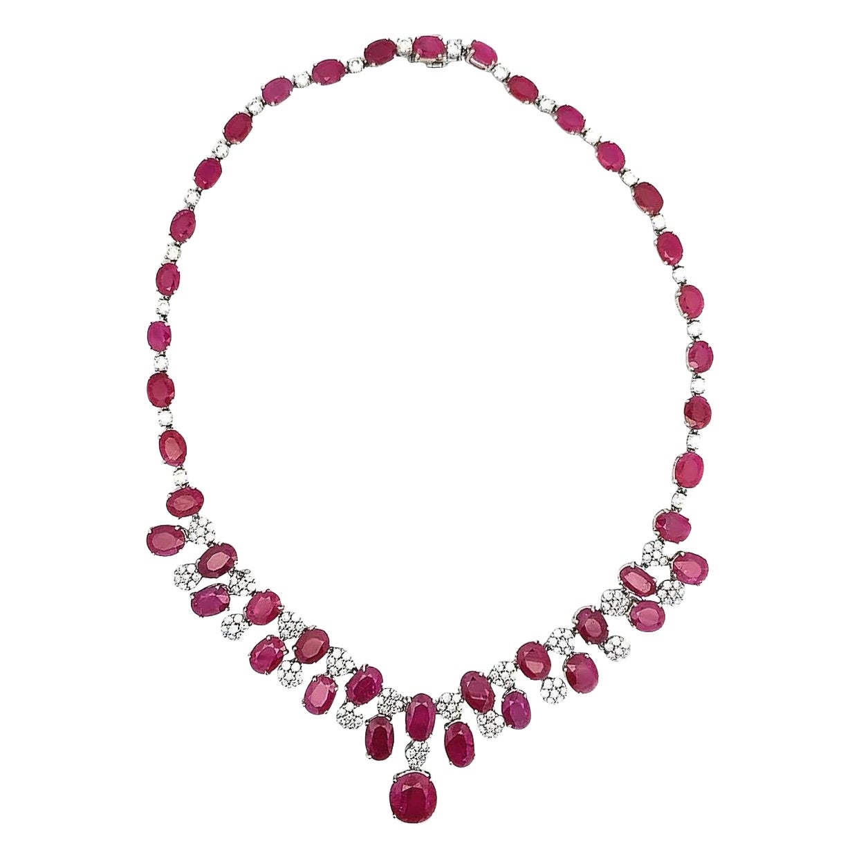 Collar de rubíes y diamantes