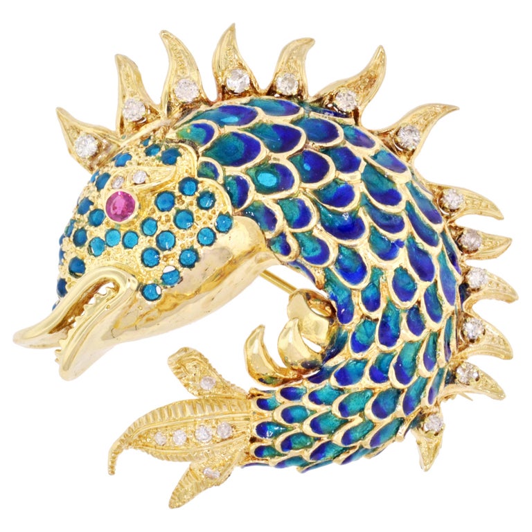 Brooch fish