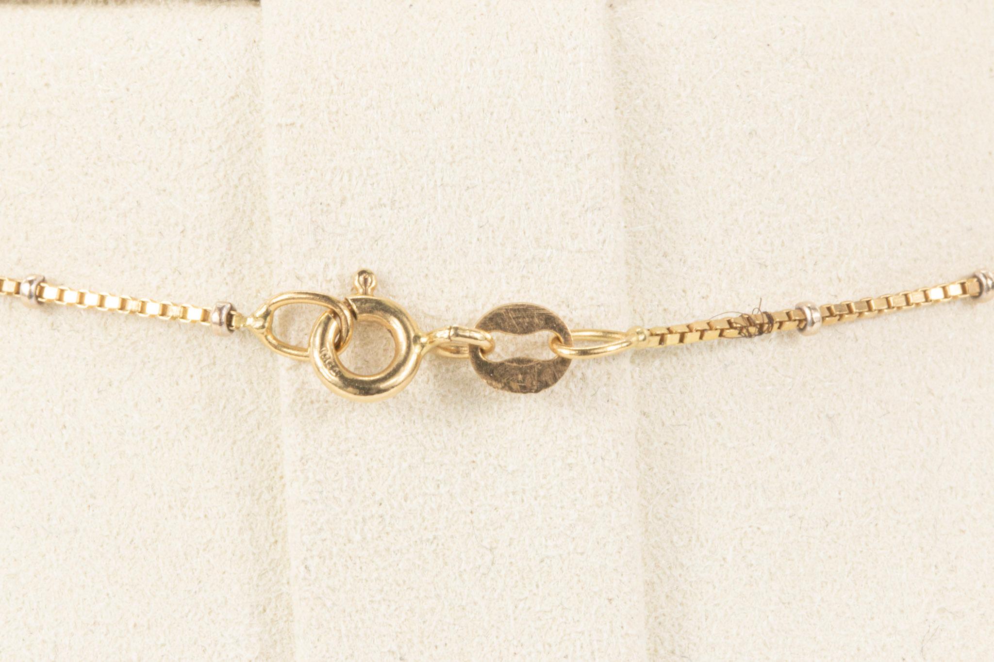 Collier en or jaune 18K avec pendentif en rubis et diamants Pour femmes en vente