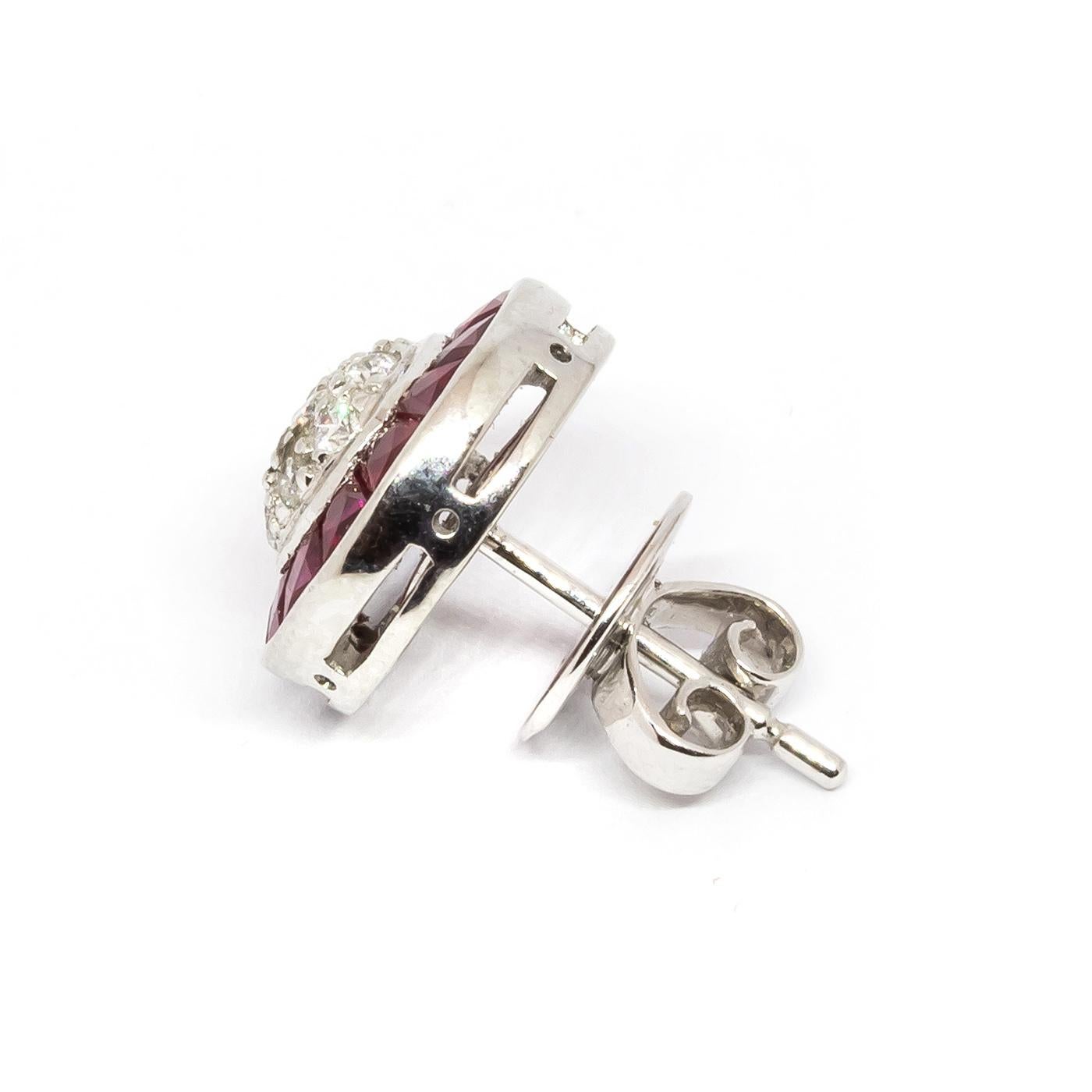 Ruby and Diamond Platinum Cluster Earrings In Excellent Condition For Sale In London, GB