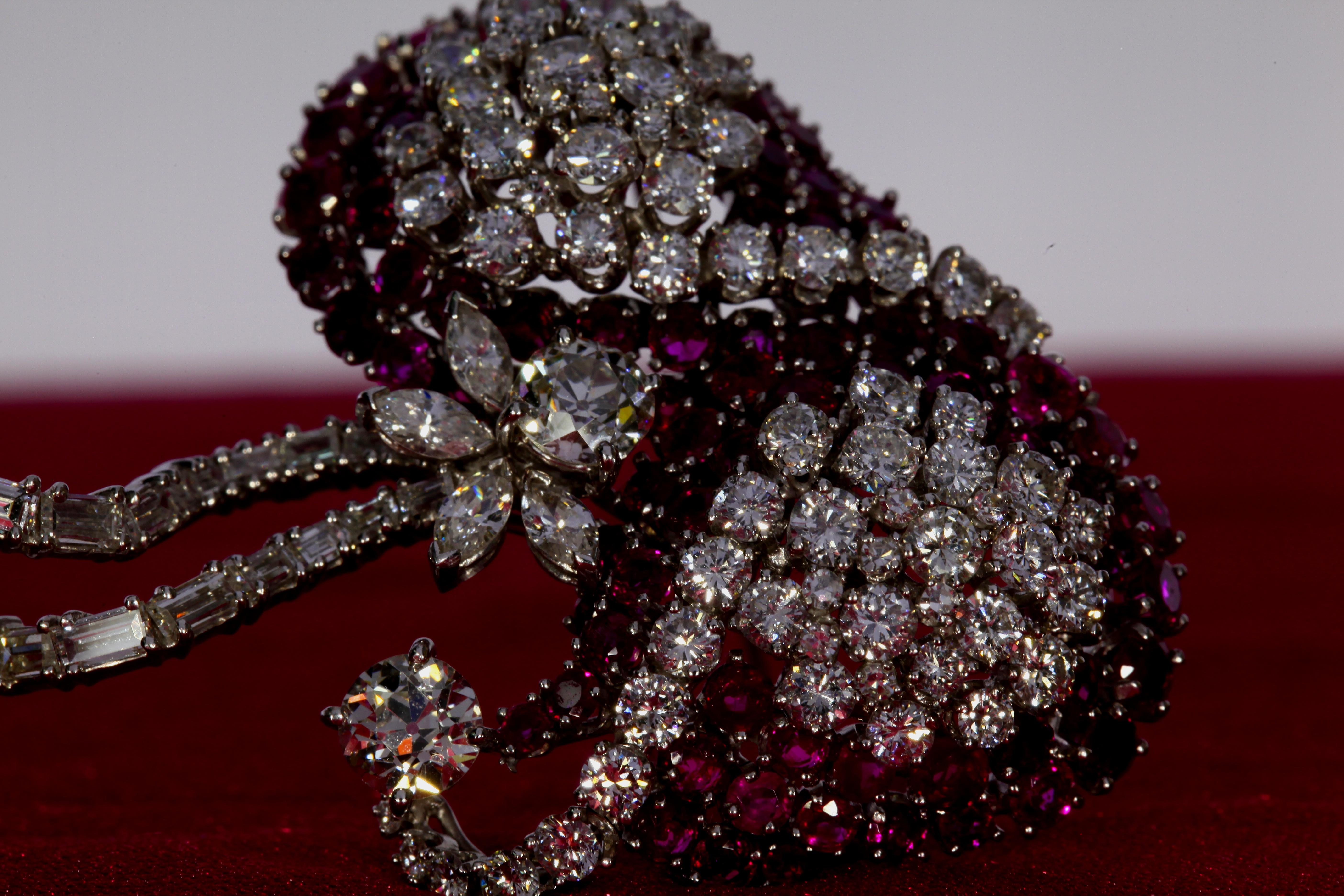 Women's or Men's Ruby and Diamond Ribbon Brooch For Sale