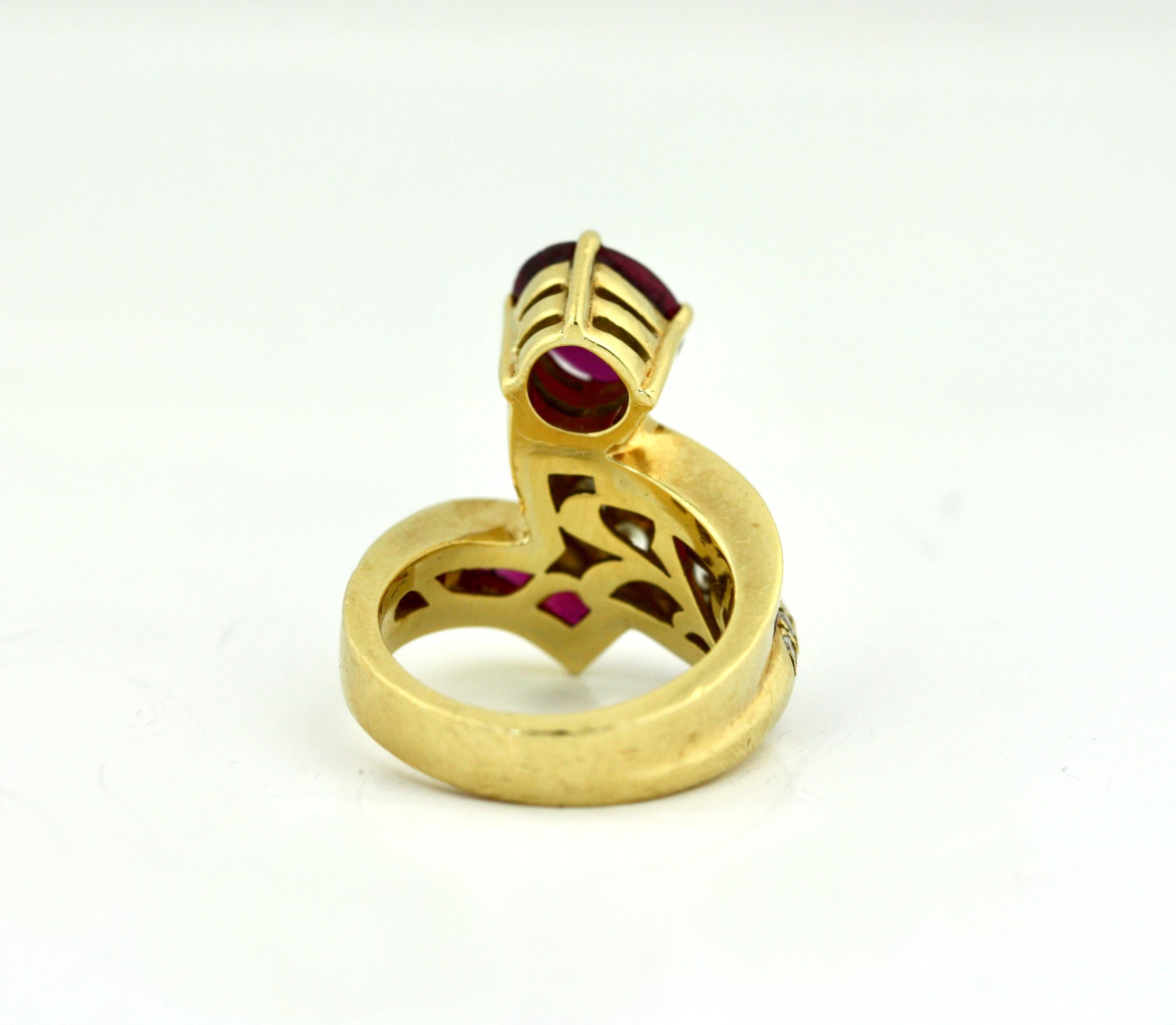 Ruby and Diamond Ring In Good Condition In Palm Beach, FL