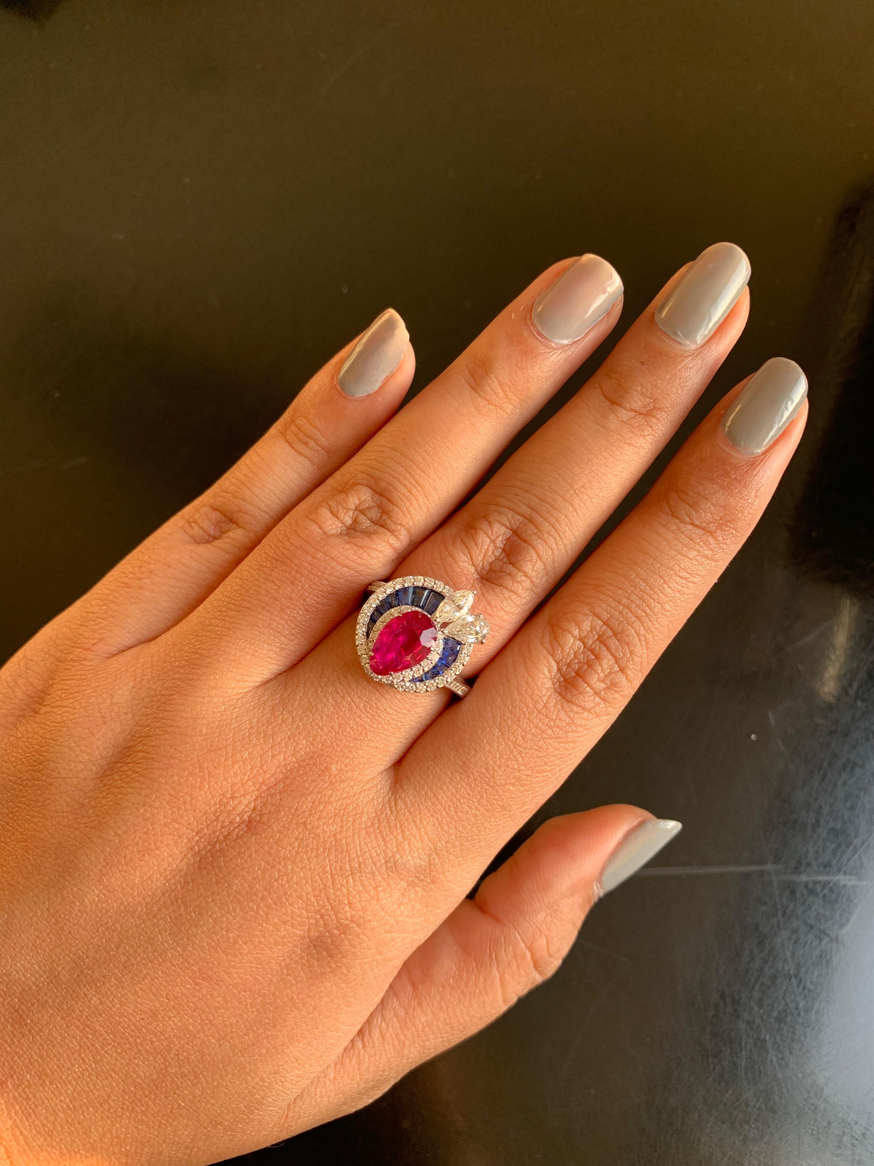 Ruby and Diamond Ring GIA Certified 2.19 Carat Burma No Heat in 18K In New Condition For Sale In Bangkok, TH
