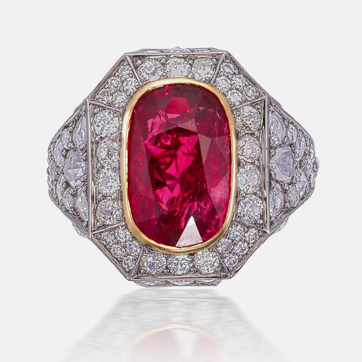 Anillo de rubíes y diamantes con certificado GRS de 5,09 quilates Birmania No Heat en 18 quilates Art Decó en venta