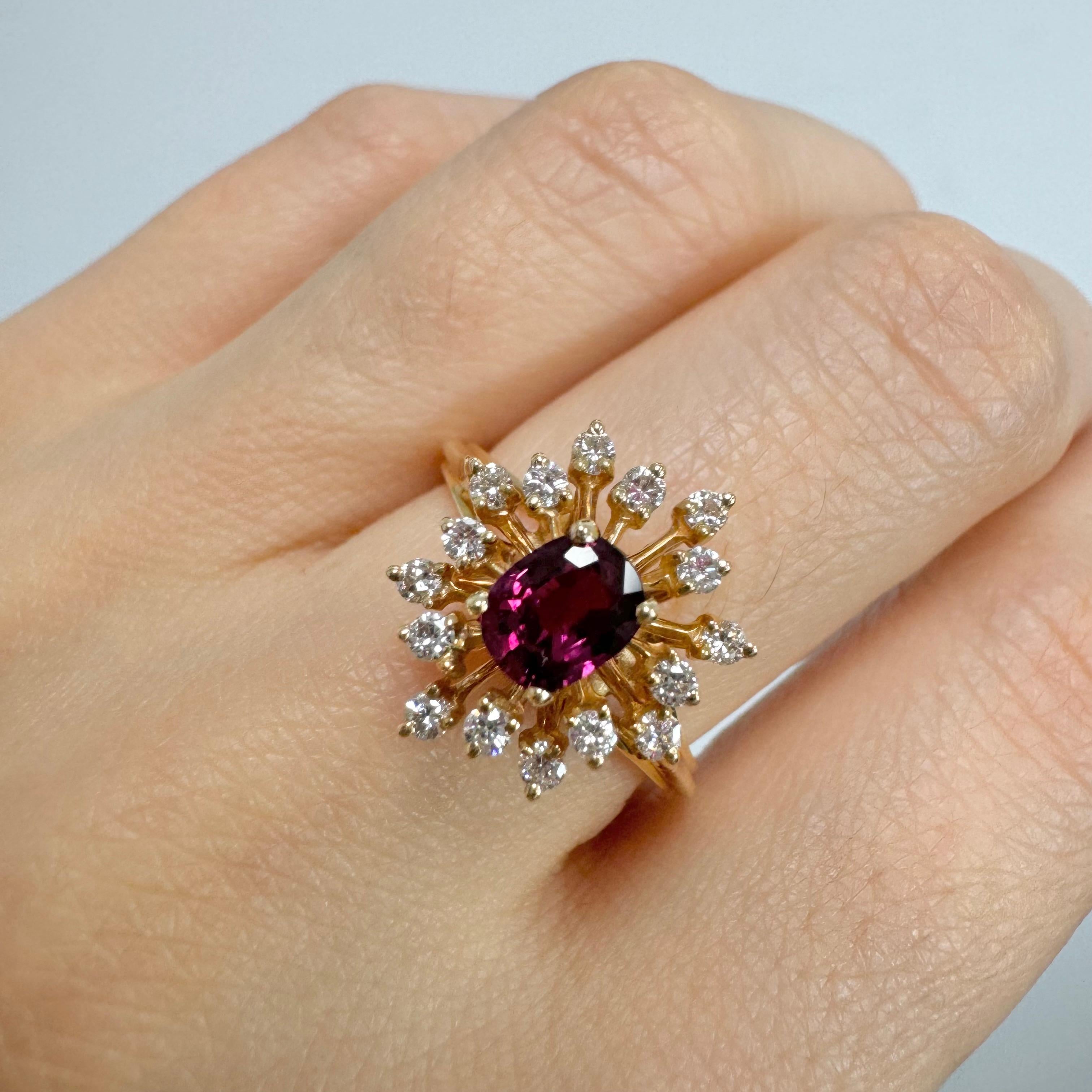 Ruby and Diamond Ring in 14k yellow gold For Sale 3