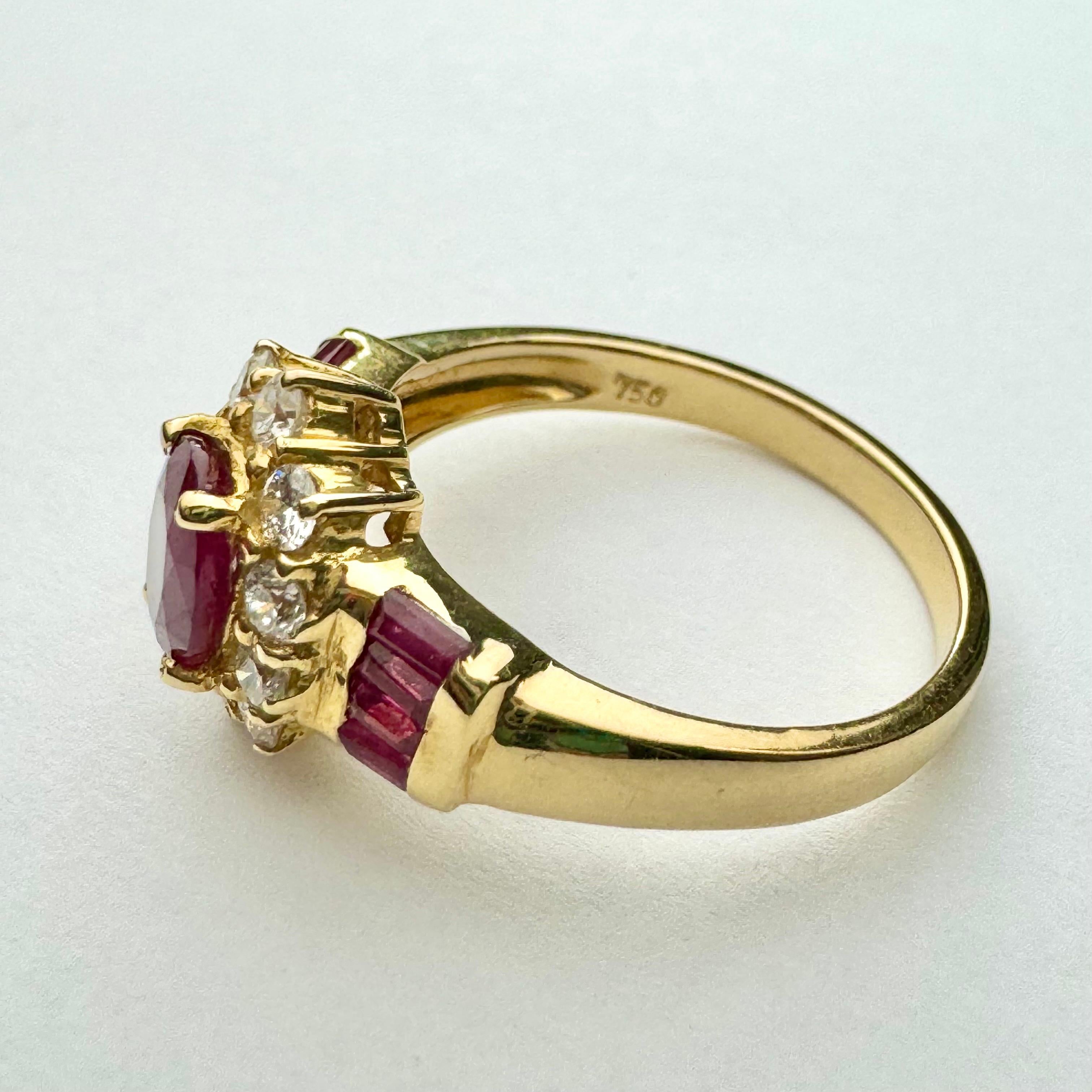 Round Cut Ruby and Diamond Ring in Solid 18k Yellow Gold For Sale