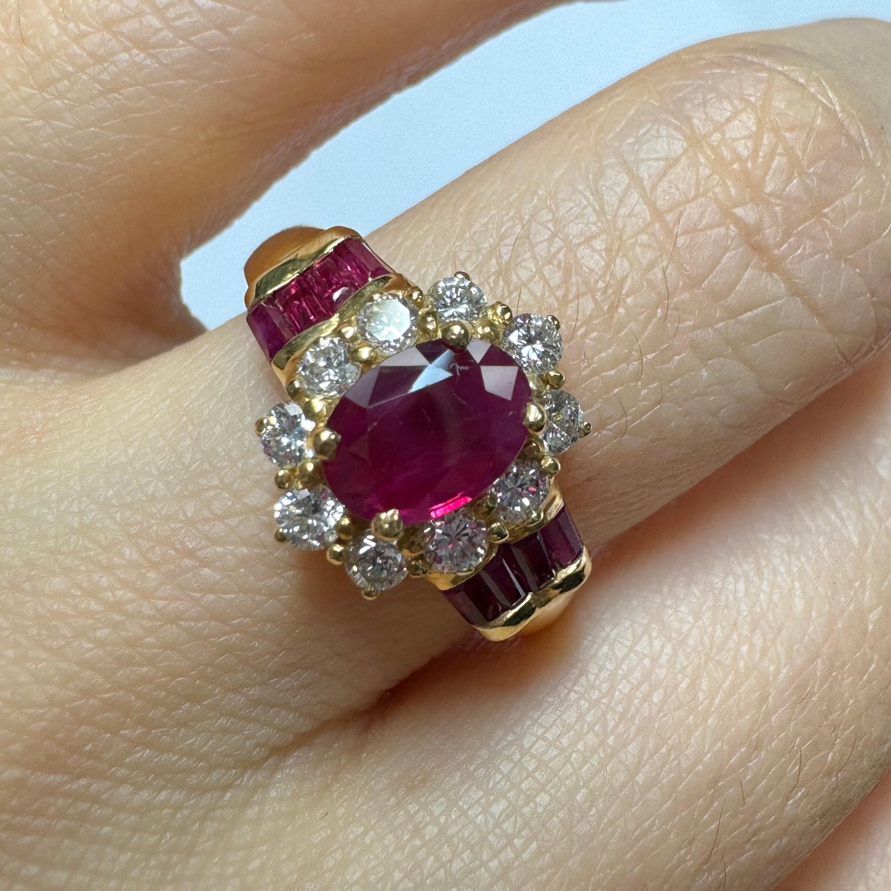 Ruby and Diamond Ring in Solid 18k Yellow Gold For Sale 1
