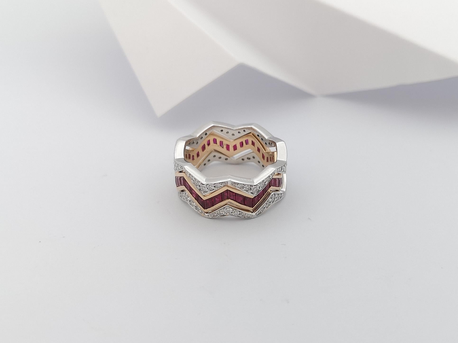 Anello con rubini e diamanti in oro rosa/bianco 18 carati in vendita 5