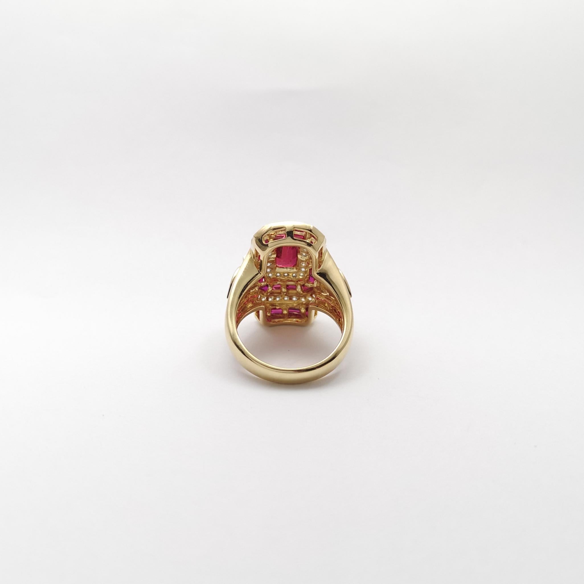 Ruby and Diamond Ring set in 18K Gold Settings For Sale 4