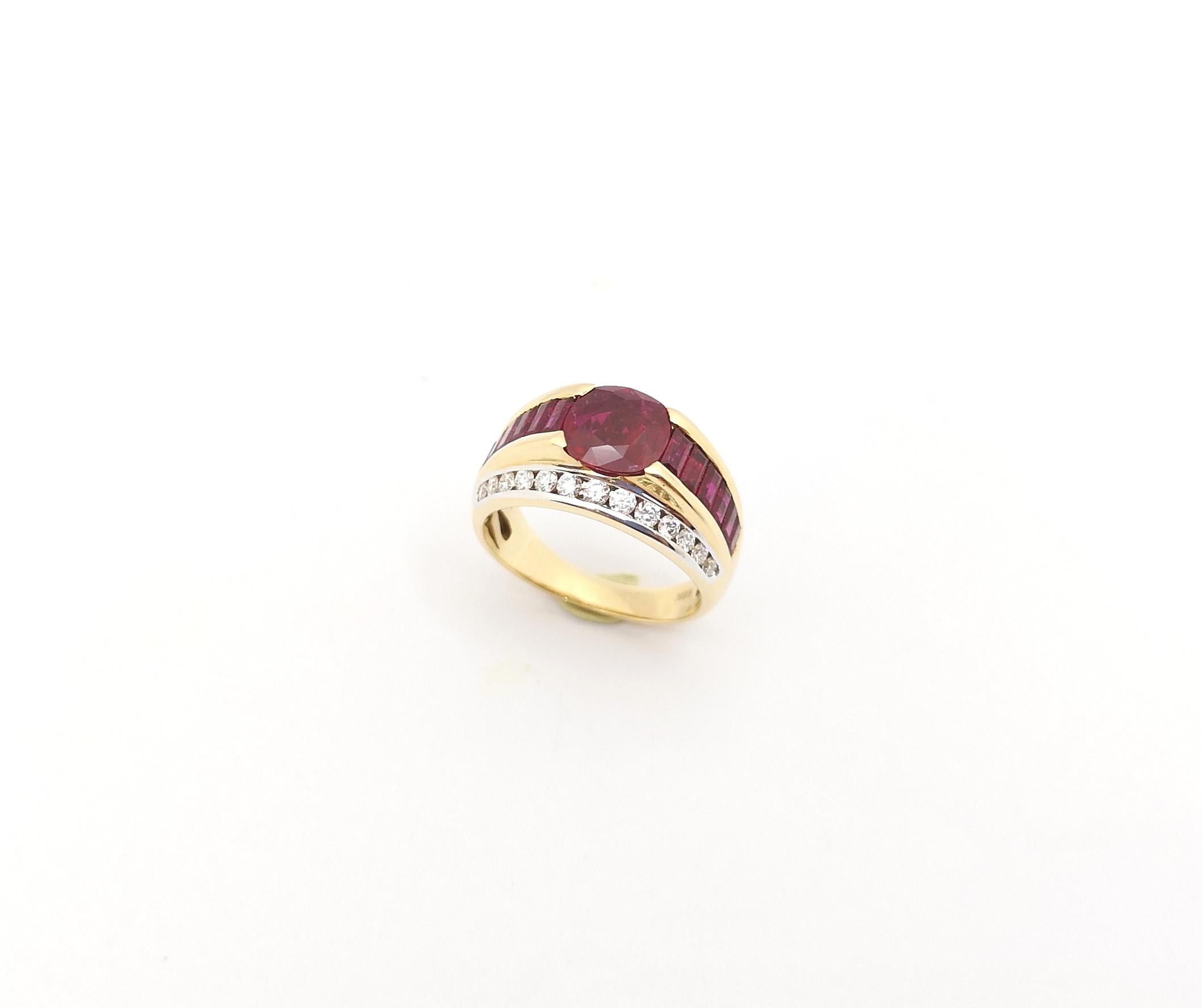 Ring mit Rubin und Diamant in 18 Karat Goldfassungen gefasst im Angebot 8