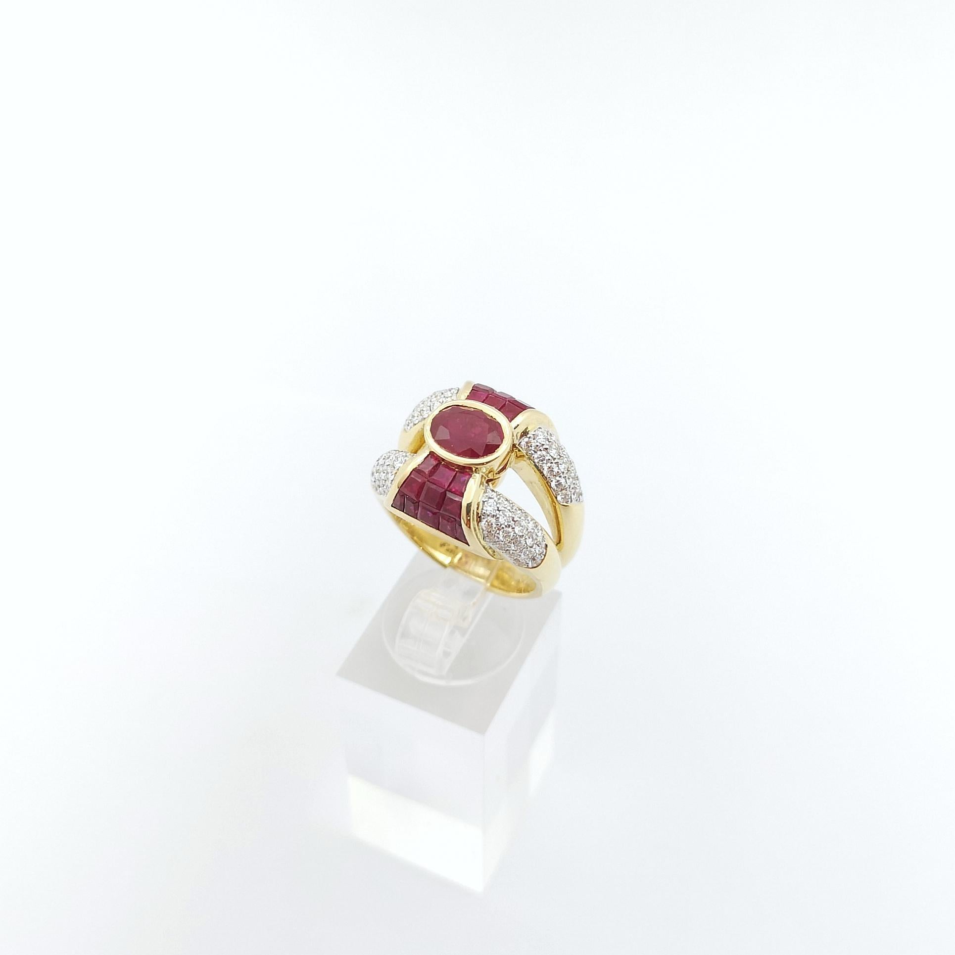 Ruby and Diamond Ring set in 18K Gold Settings For Sale 6