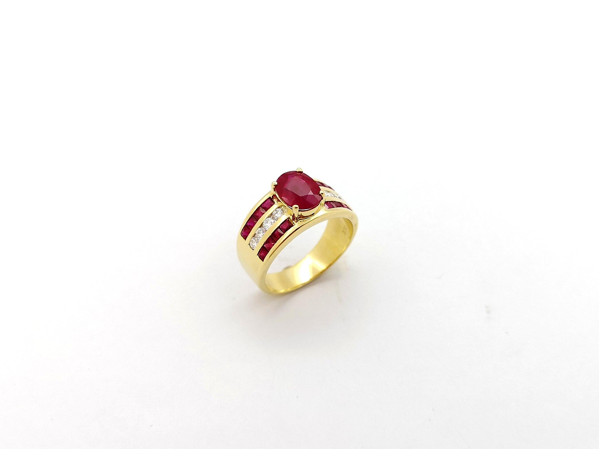 Ruby and Diamond Ring set in 18K Gold Settings For Sale 10
