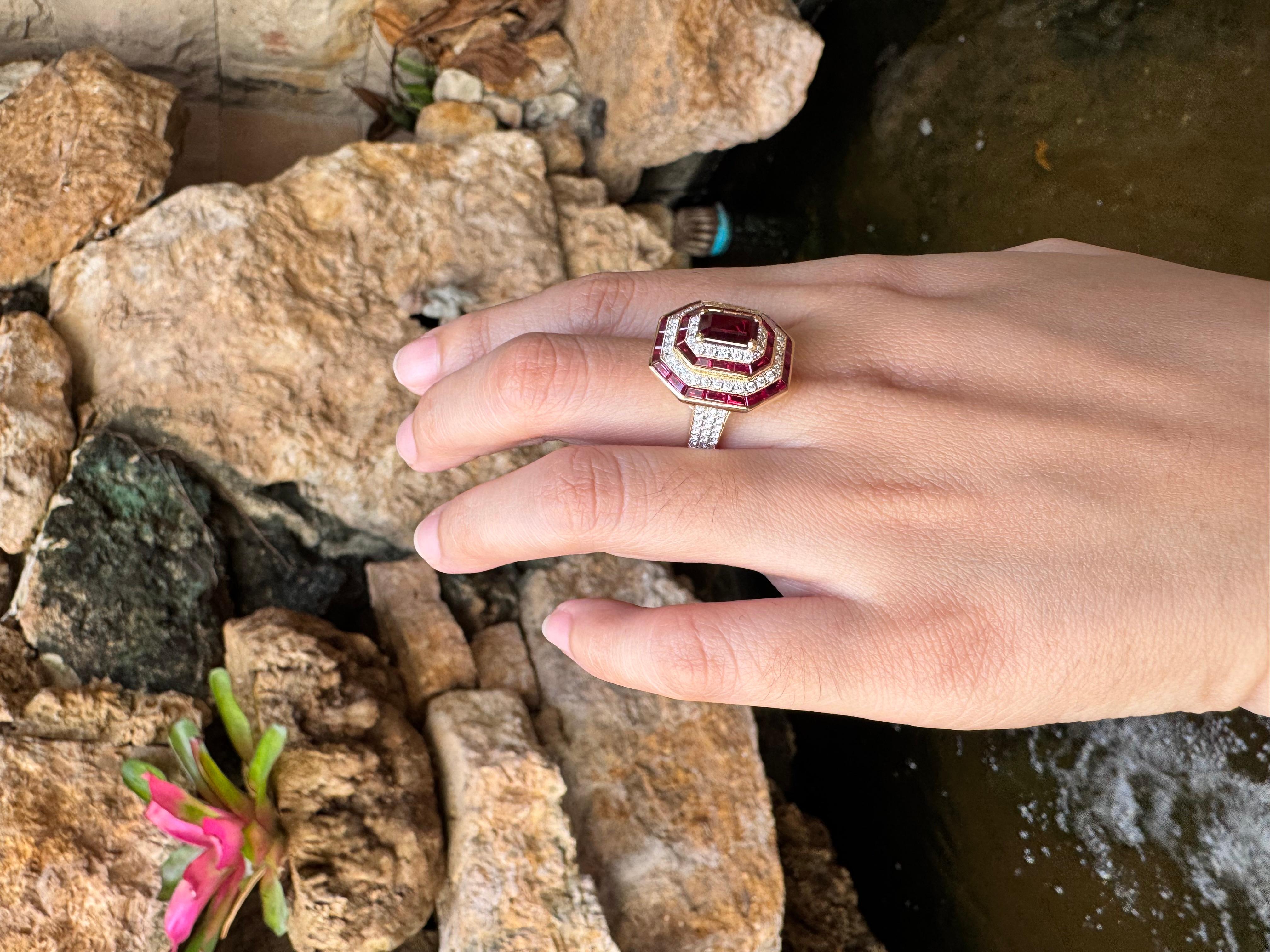 Emerald Cut Ruby and Diamond Ring set in 18K Gold Settings For Sale