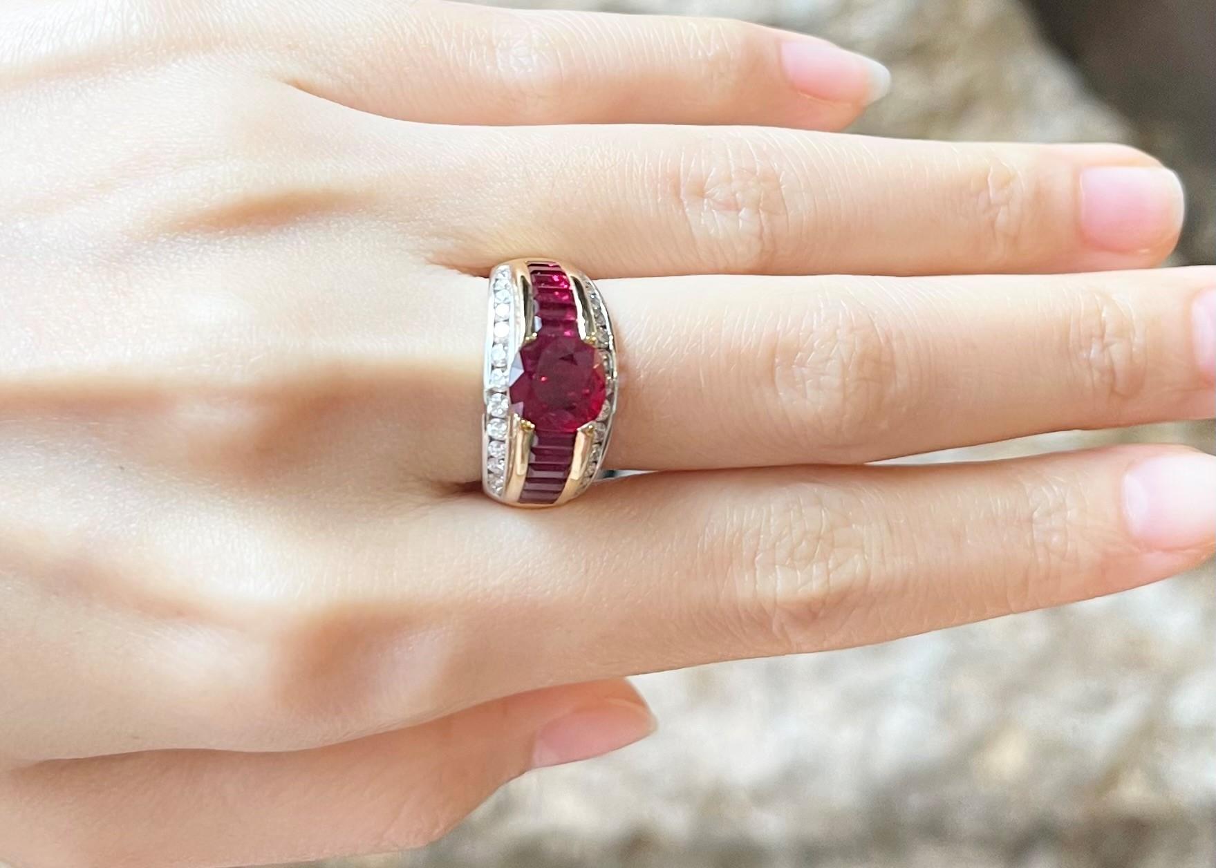 Ring mit Rubin und Diamant in 18 Karat Goldfassungen gefasst Damen im Angebot