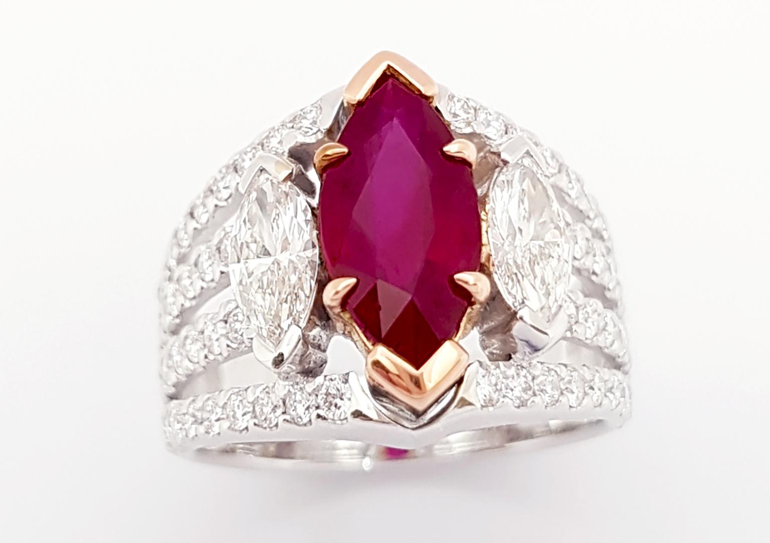 Ring mit Rubin und Diamant in 18 Karat Weißgold gefasst in Fassungen im Angebot 9