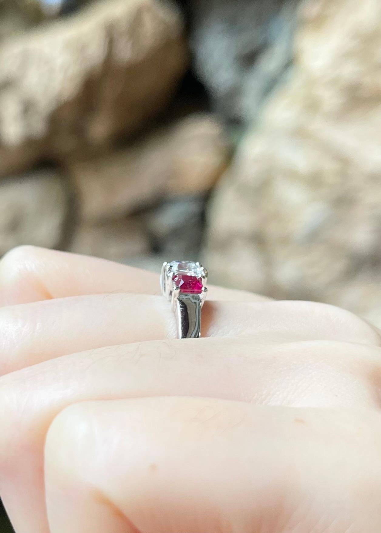 Bague rubis et diamant en platine 950 en vente 1