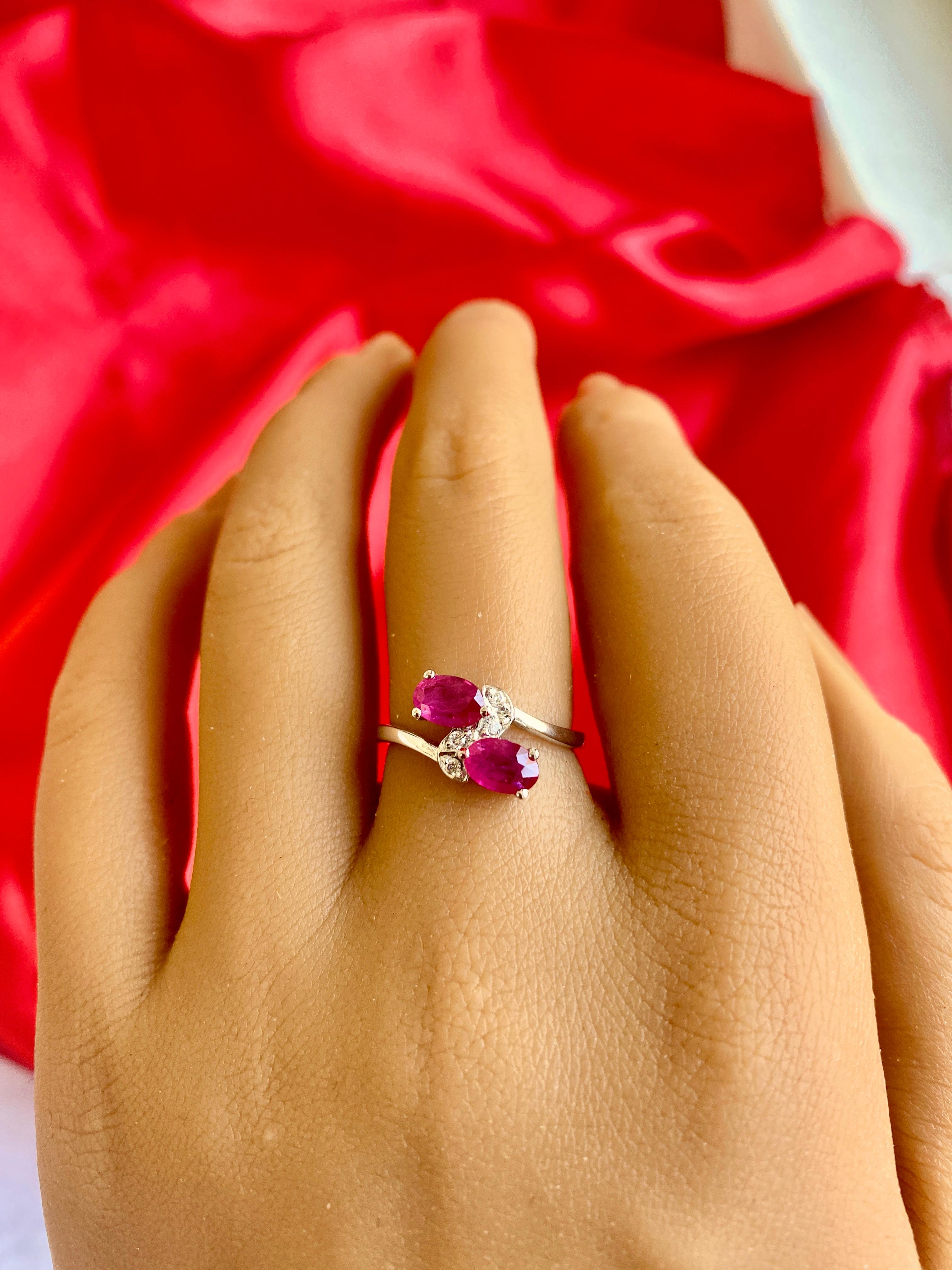 Ruby and Diamond Solitaire Ring with Natural Gemstone, 2 Stone Ring in 14k Gold For Sale 2